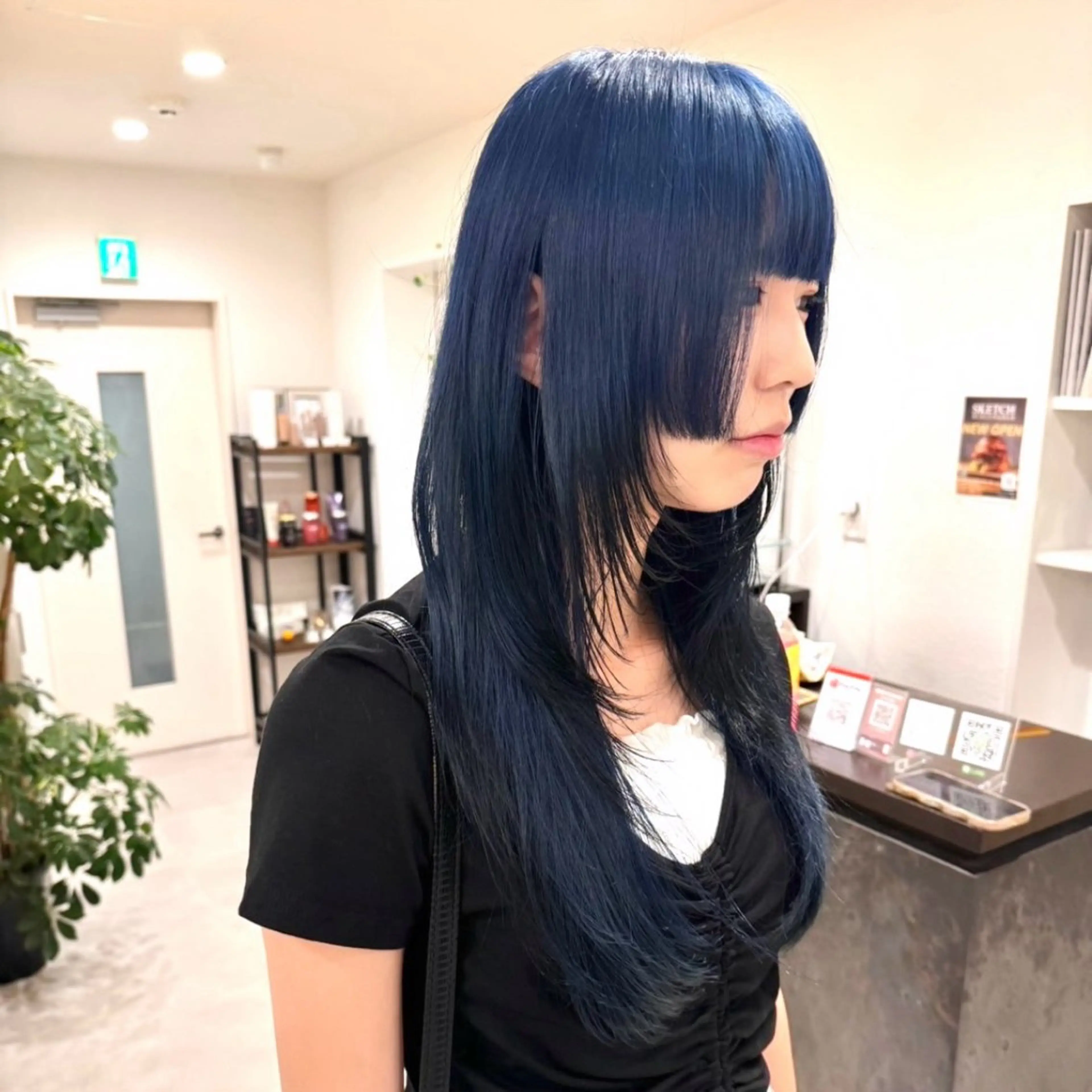 ロング カラー 姫カット レイヤーカット カット ヘアカラー トリートメント ハイトーン/ウルフ/ レイヤー/Asukaのヘアスタイル