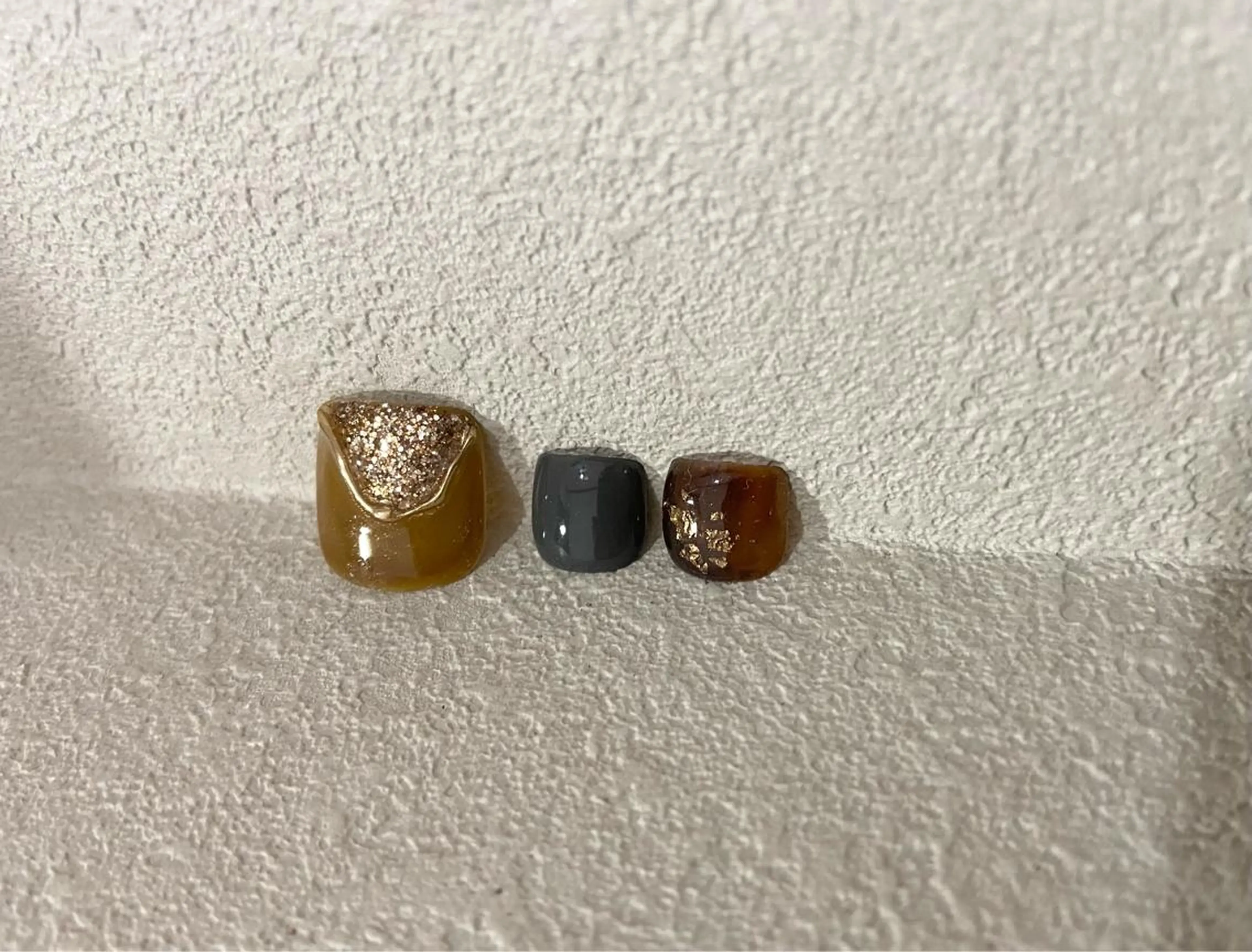 カラー ネイル マツエク・マツパ ブラウンカラー テラコッタ カラーマツエク べっ甲ネイル ブラウン nail salon  ADORE所属・Adore nailのネイルデザイン
