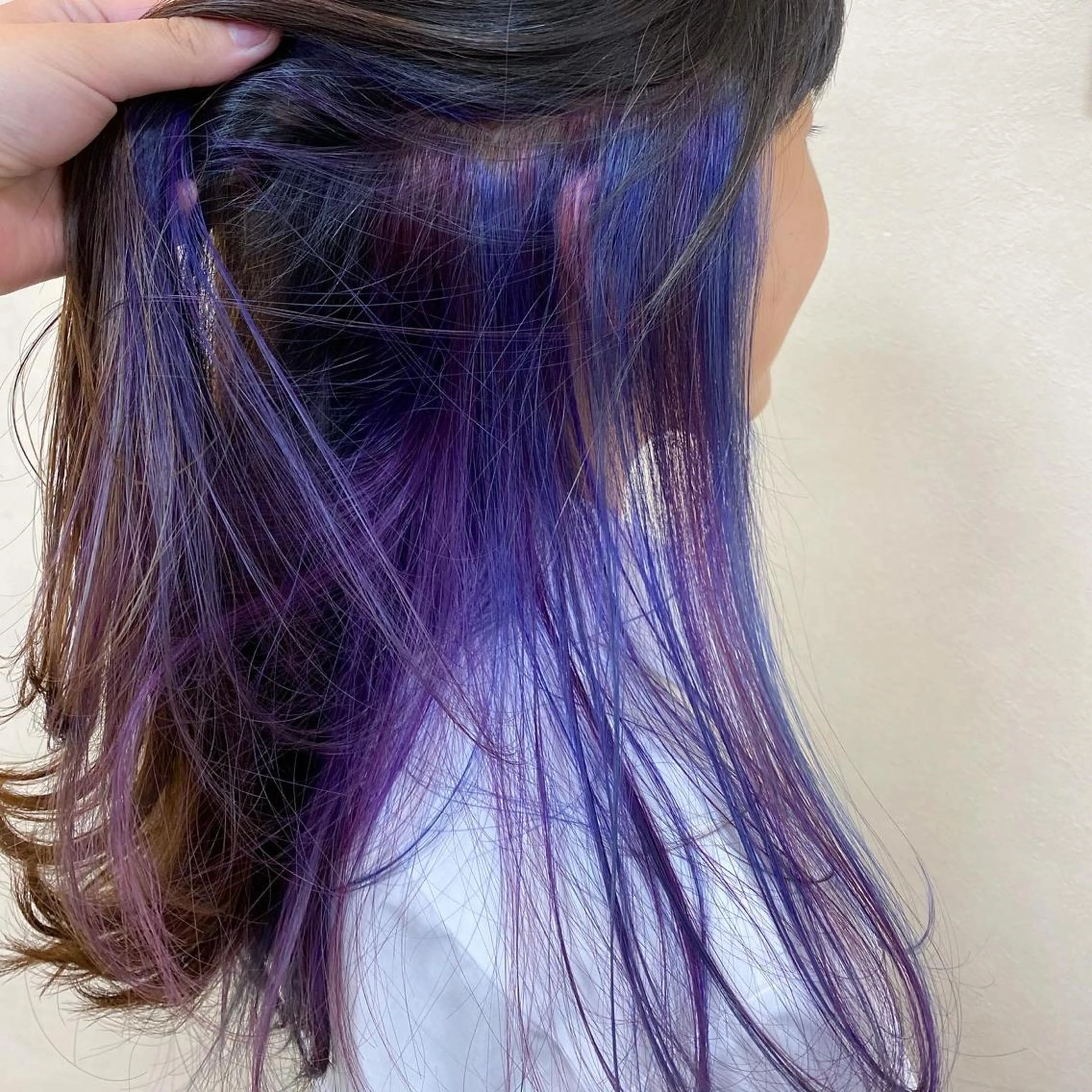 カラー インナーカラー👾 Chibiのヘアスタイル