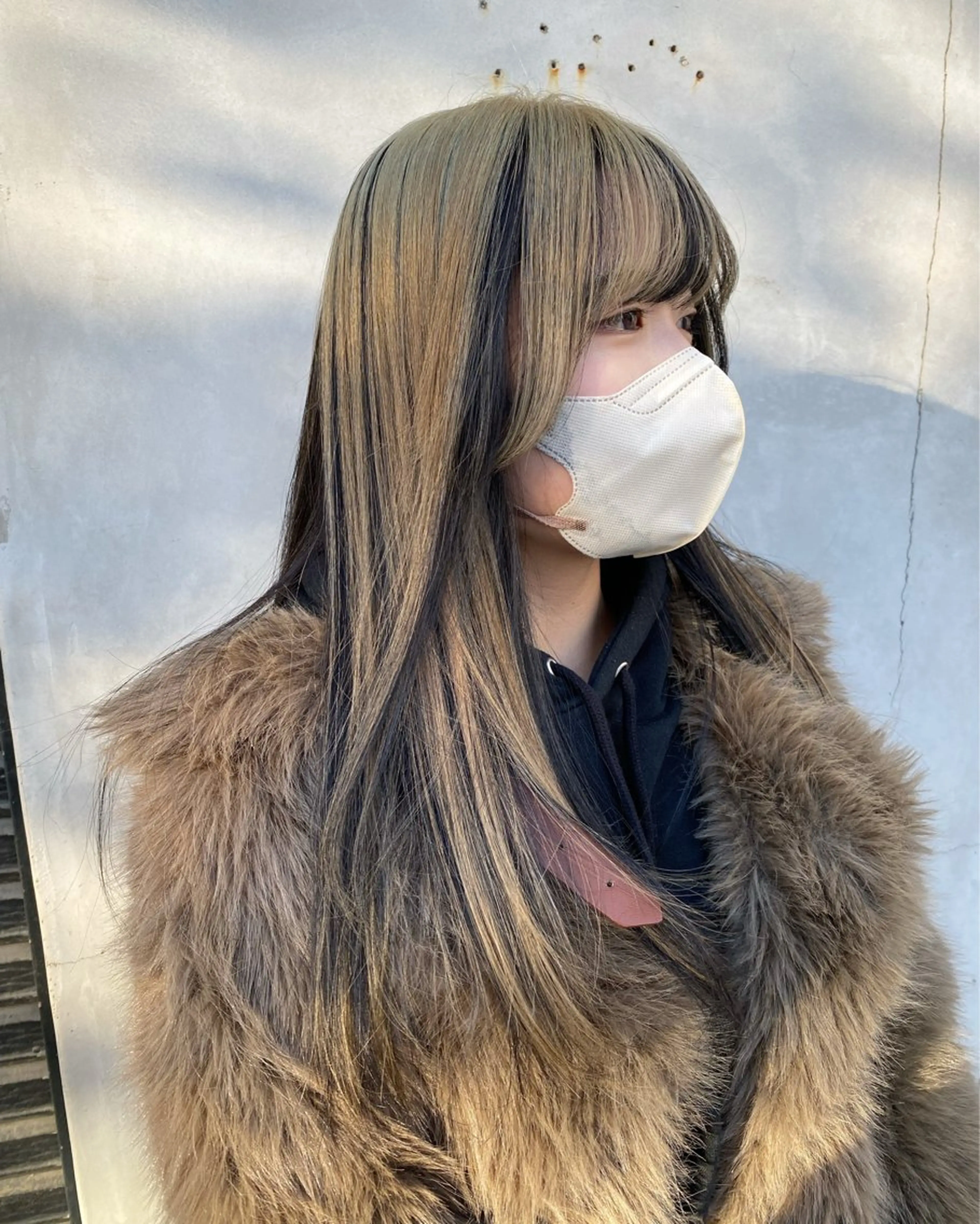 ロング ヘアカラー sea's所属・平果帆/レイヤー /矢場町/ブリーチのヘアスタイル