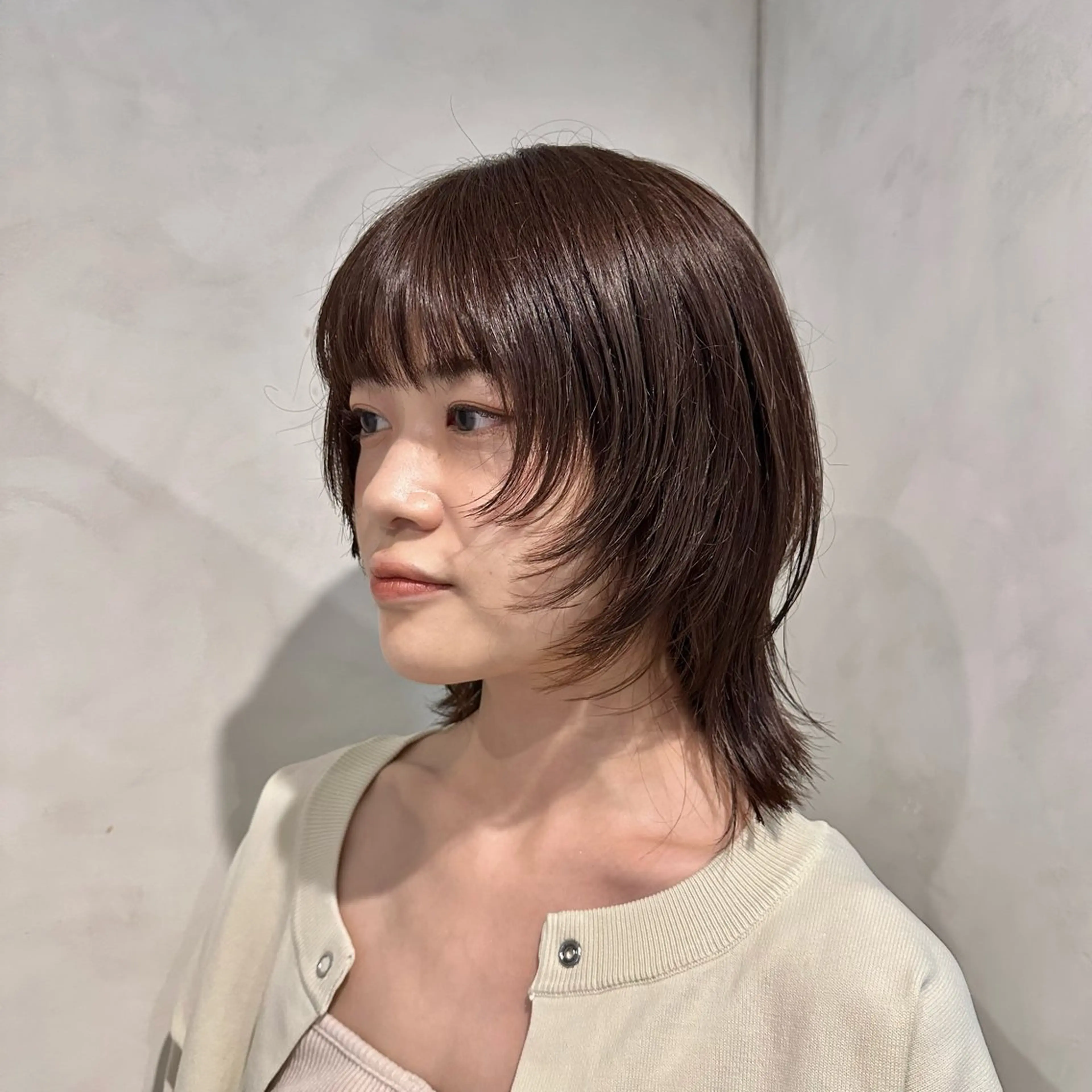 ミディアム カラー ウルフカット カット ヘアカラー トリートメント Aust hair Stella新宿所属・Yuki☺︎パーマ レイヤーカットウルフのヘアスタイル