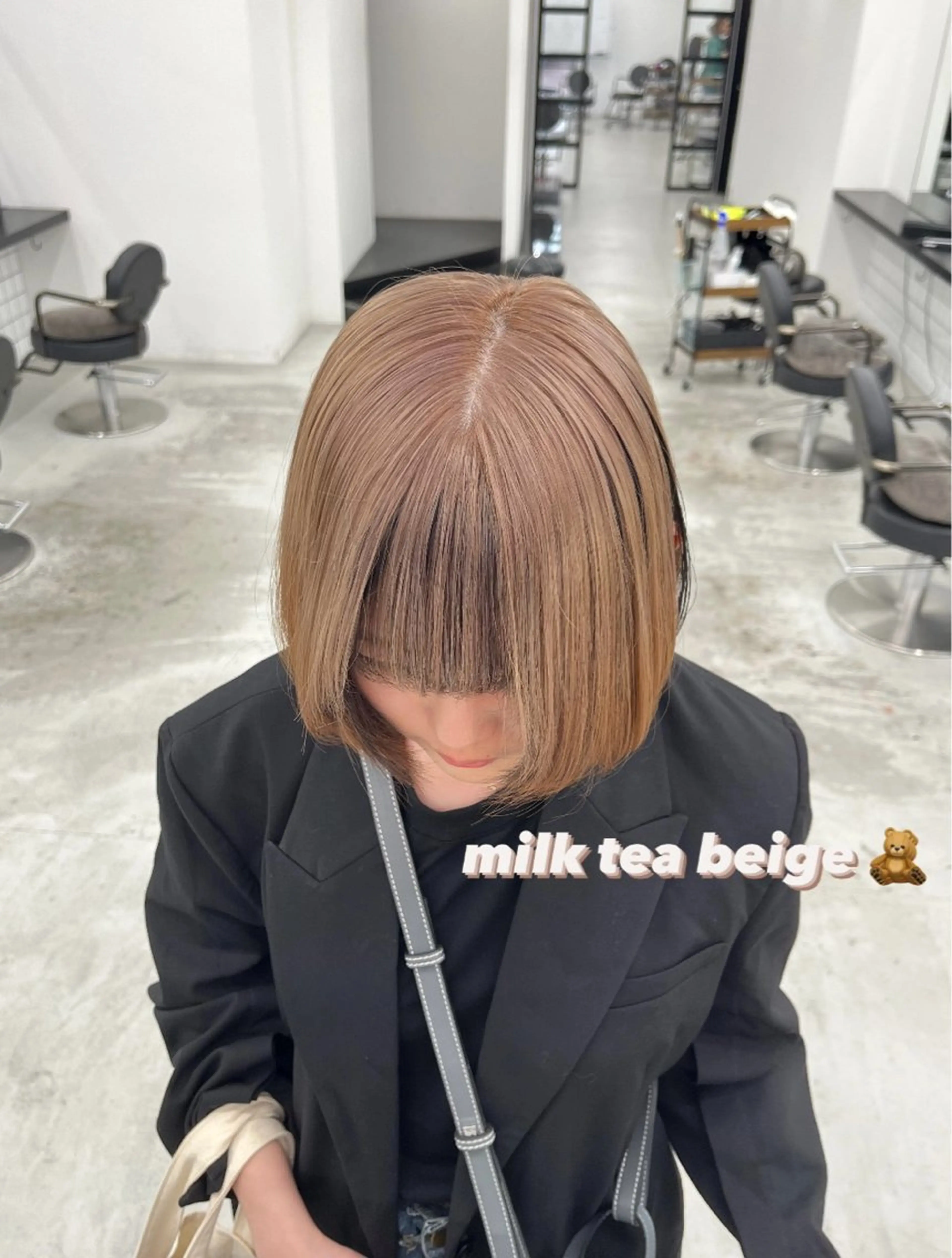 ミディアム カラー ベージュカラー ブリーチ ミルクティーベージュ ヘアカラー 🫧‪Ameri🫧 JILLSTUDIOのヘアスタイル