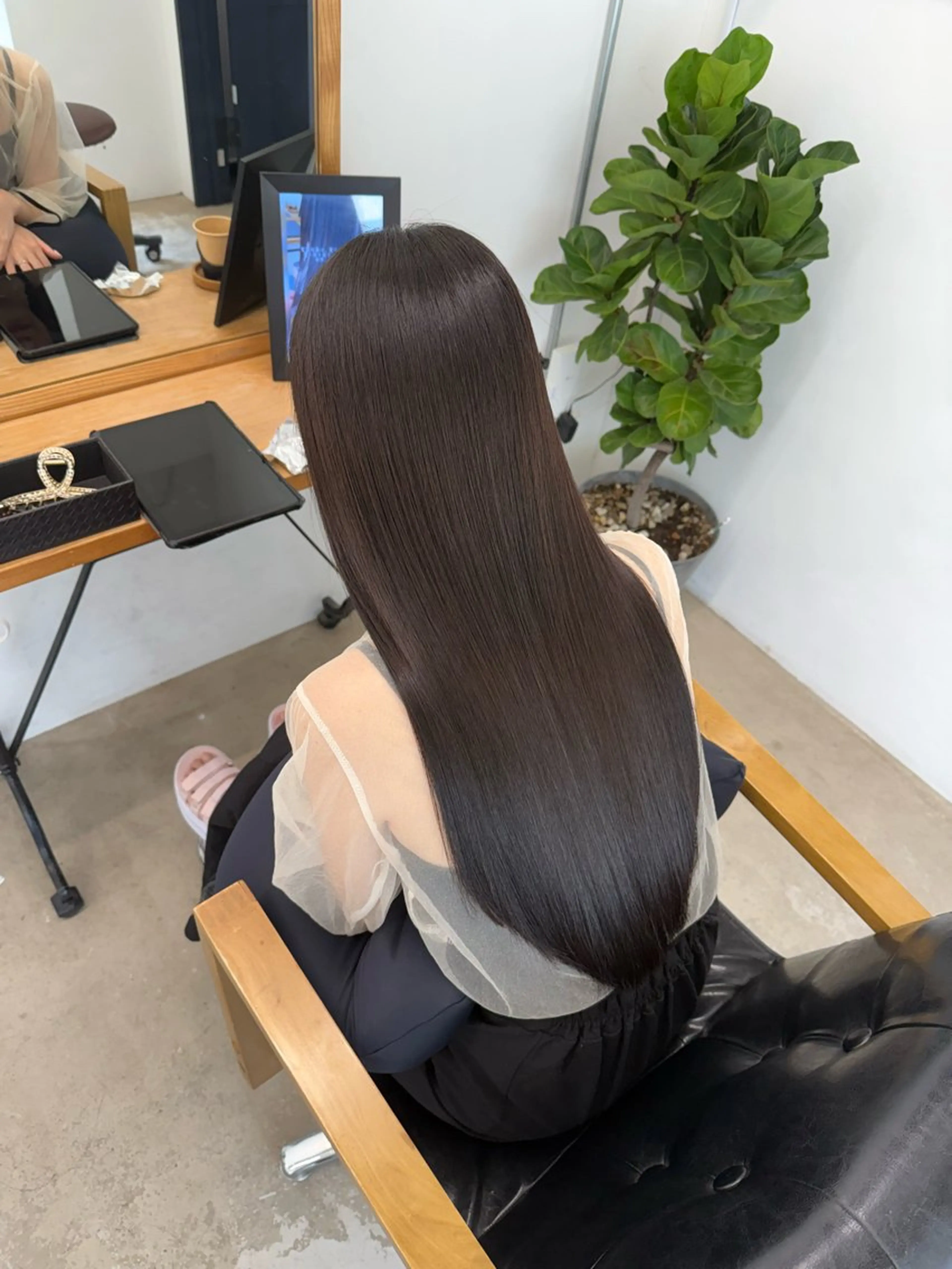 ロング カット 縮毛矯正 トリートメント ひろし/髪質改善/ 縮毛矯正/上品✨のヘアスタイル