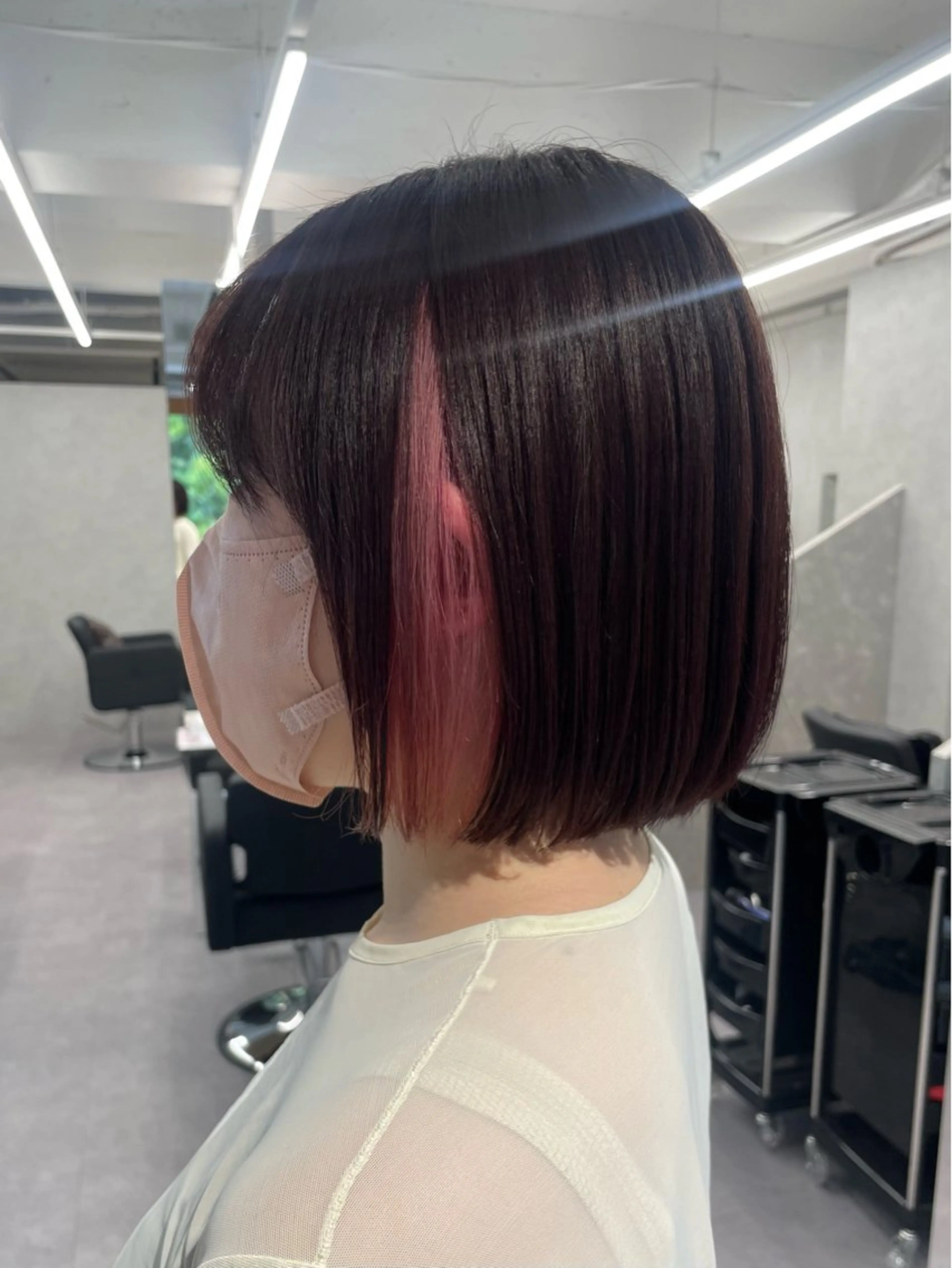 ショート ヘアカラー 韓国レイヤー➰北田 陸斗➰コテ巻きパーマのヘアスタイル