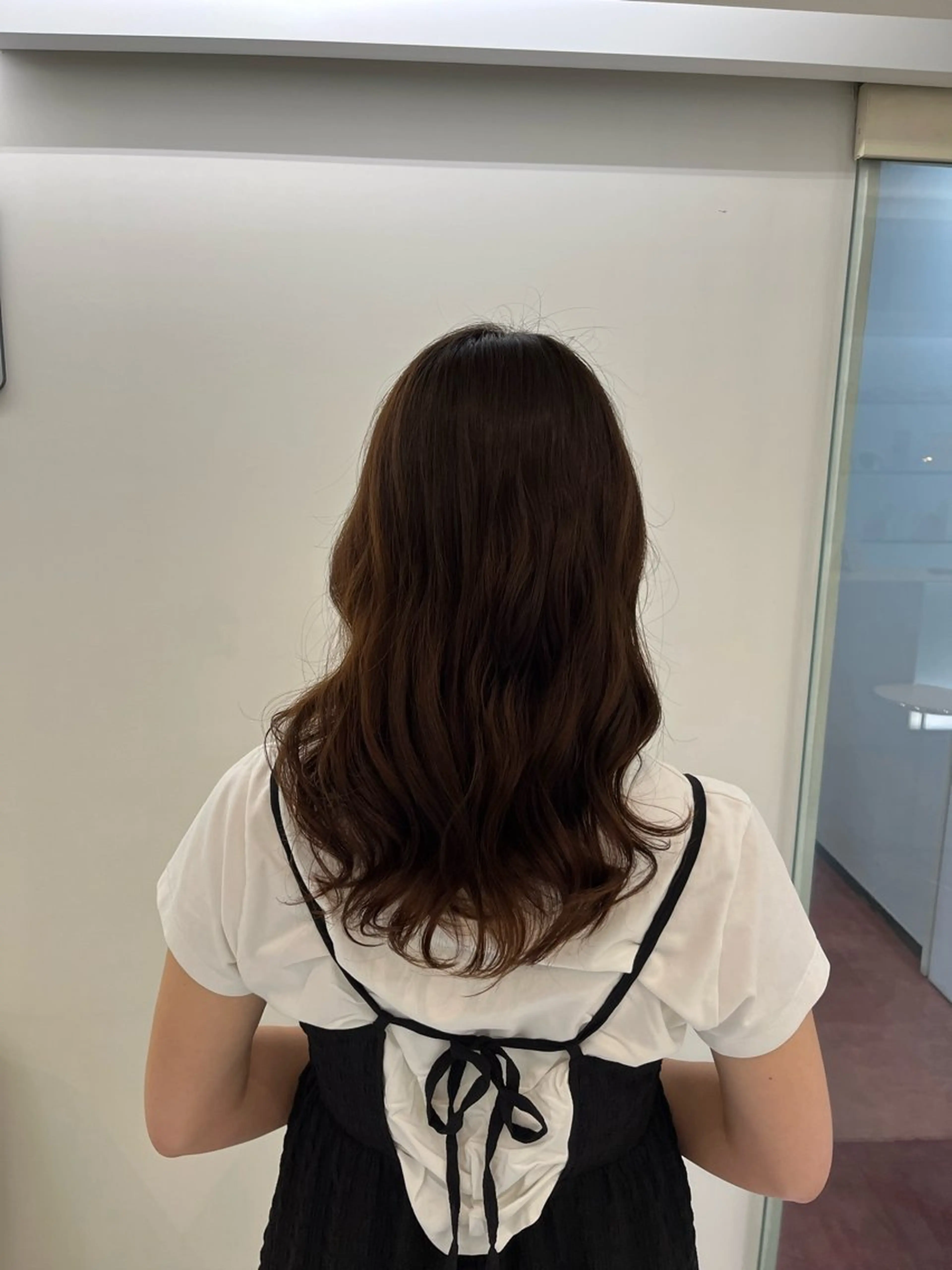 ロング パーマ コテ巻き風パーマ 藤澤　知彌のヘアスタイル