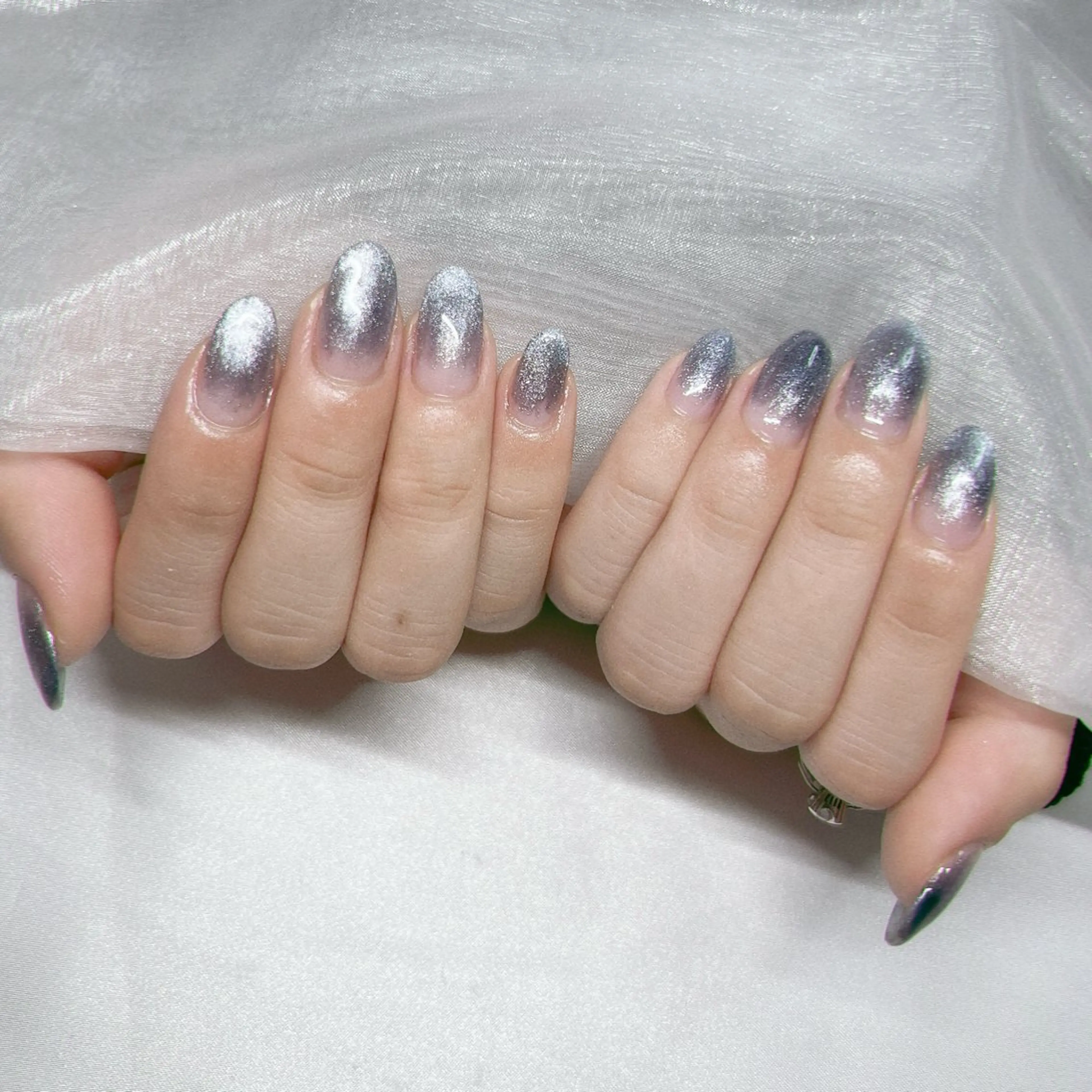 ネイル ジェルネイル 韓国ネイル ラメ(グリッター) マグネットネイル ミラーネイル ハンドネイル -nail salon-Reward所属・nail salon Rewardのネイルデザイン
