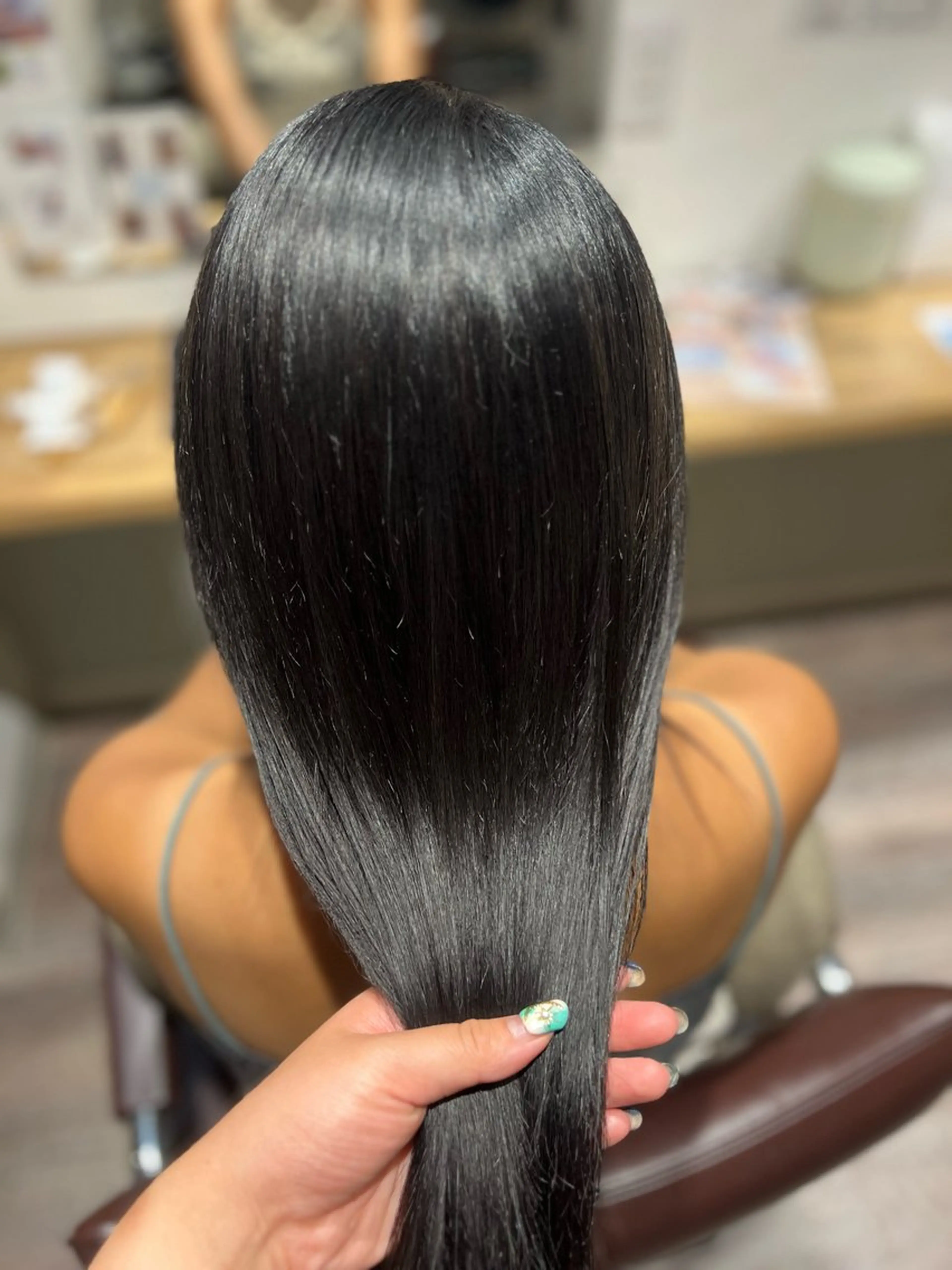 セミロング diar湘南台所属・スガワラ　メグミ/ 湘南台/カットモデルのヘアスタイル