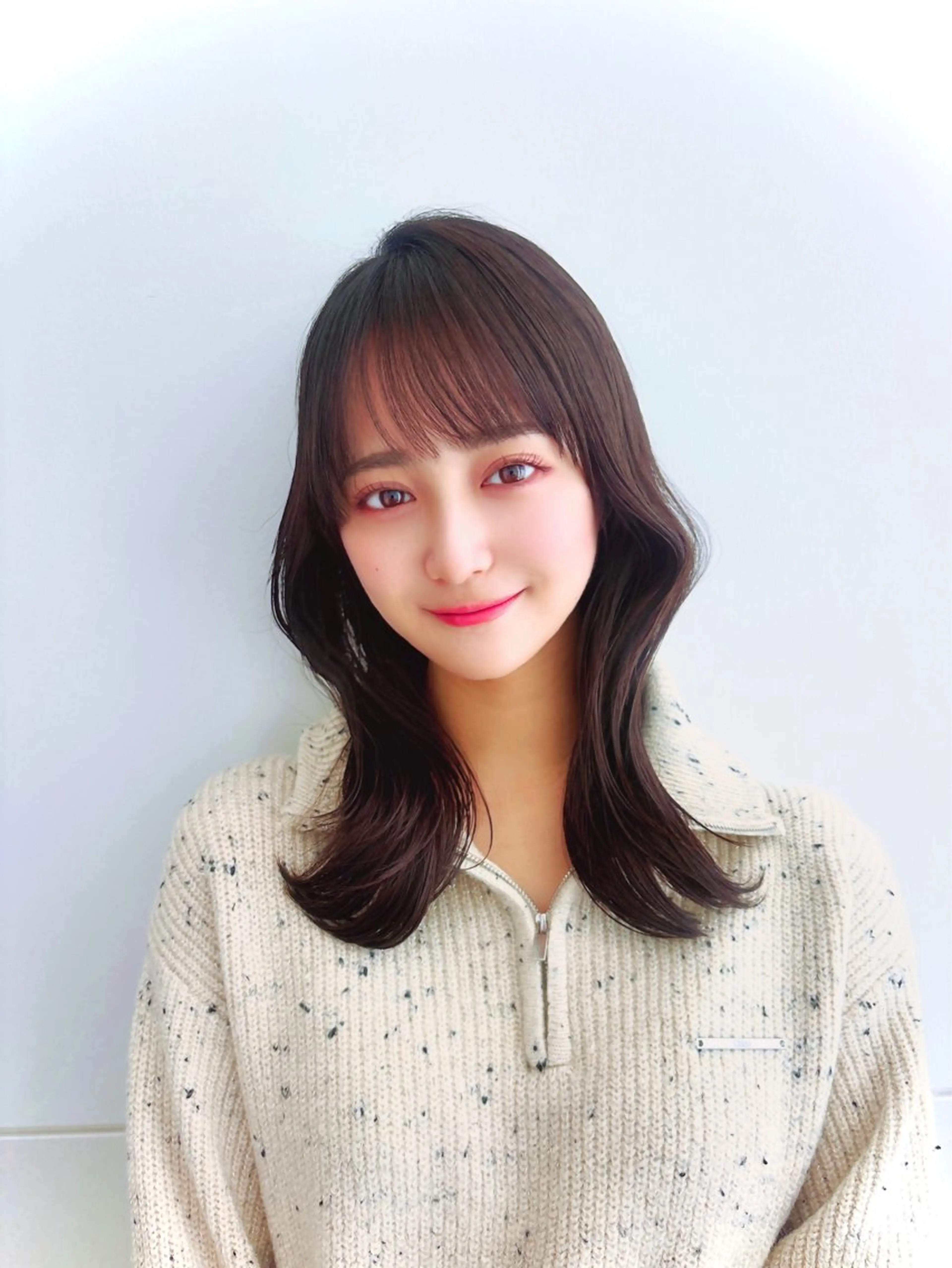 ミディアム カラー 透明感カラー グレージュ くびれヘア カット ヘアカラー 🍀最上級の美髪👑 髪質改善🍀英司のヘアスタイル