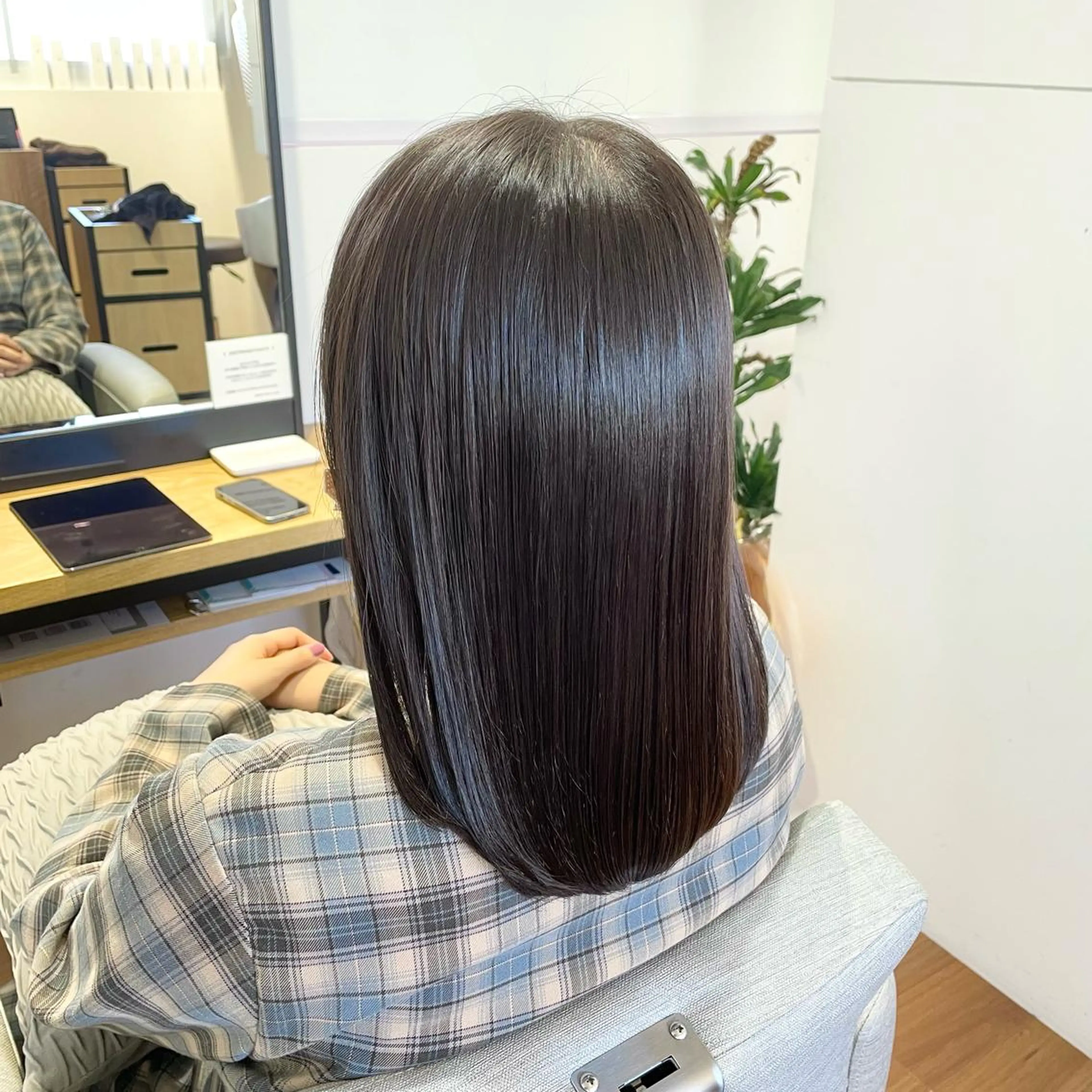 ミディアム カラー 髪質改善&Spa fee 南越谷店2号店所属・岩井 夏生のヘアスタイル