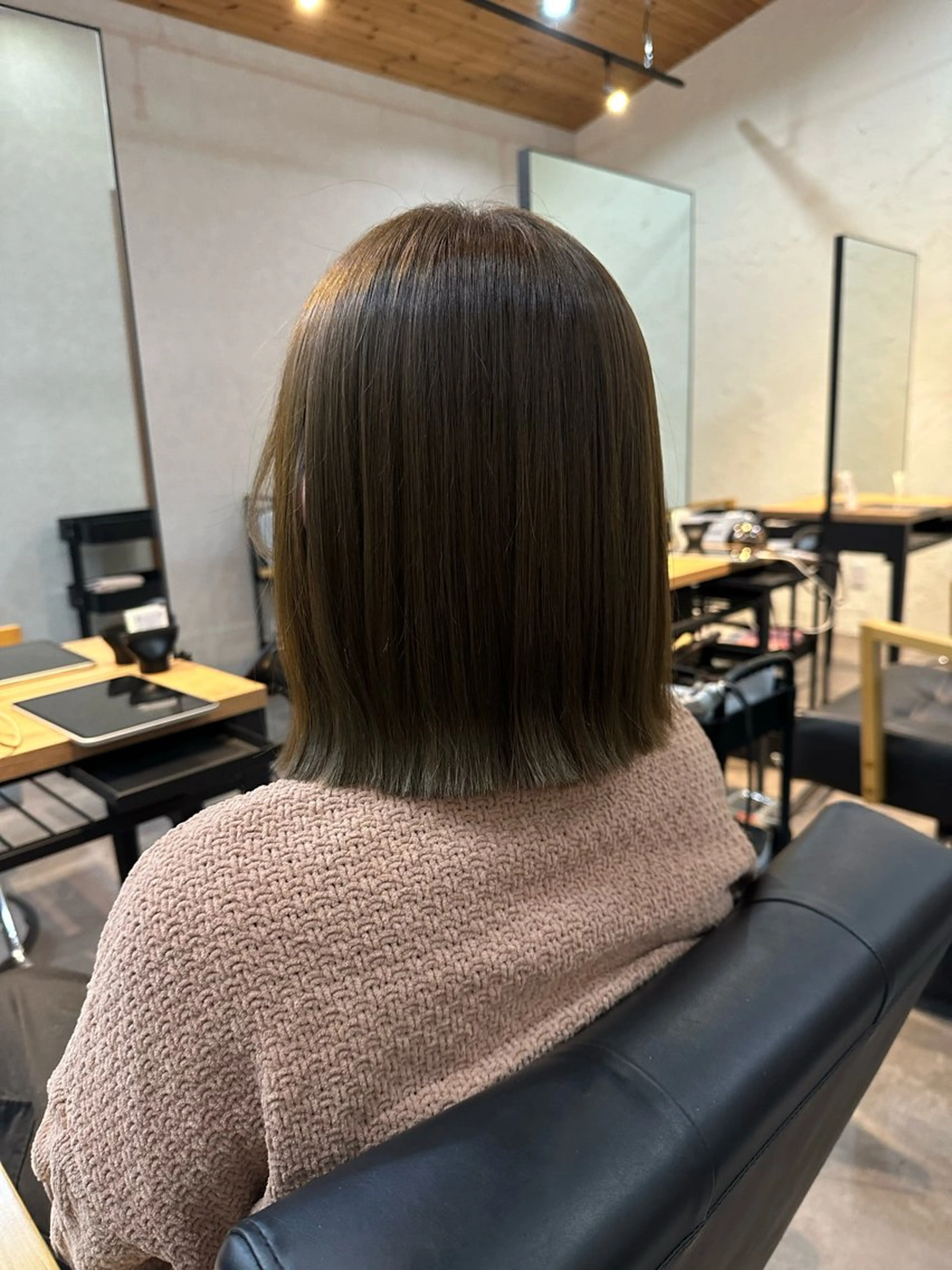 ショート 𝑭𝒖𝒌𝒂🩶 モテ髪×透明感カラーのヘアスタイル