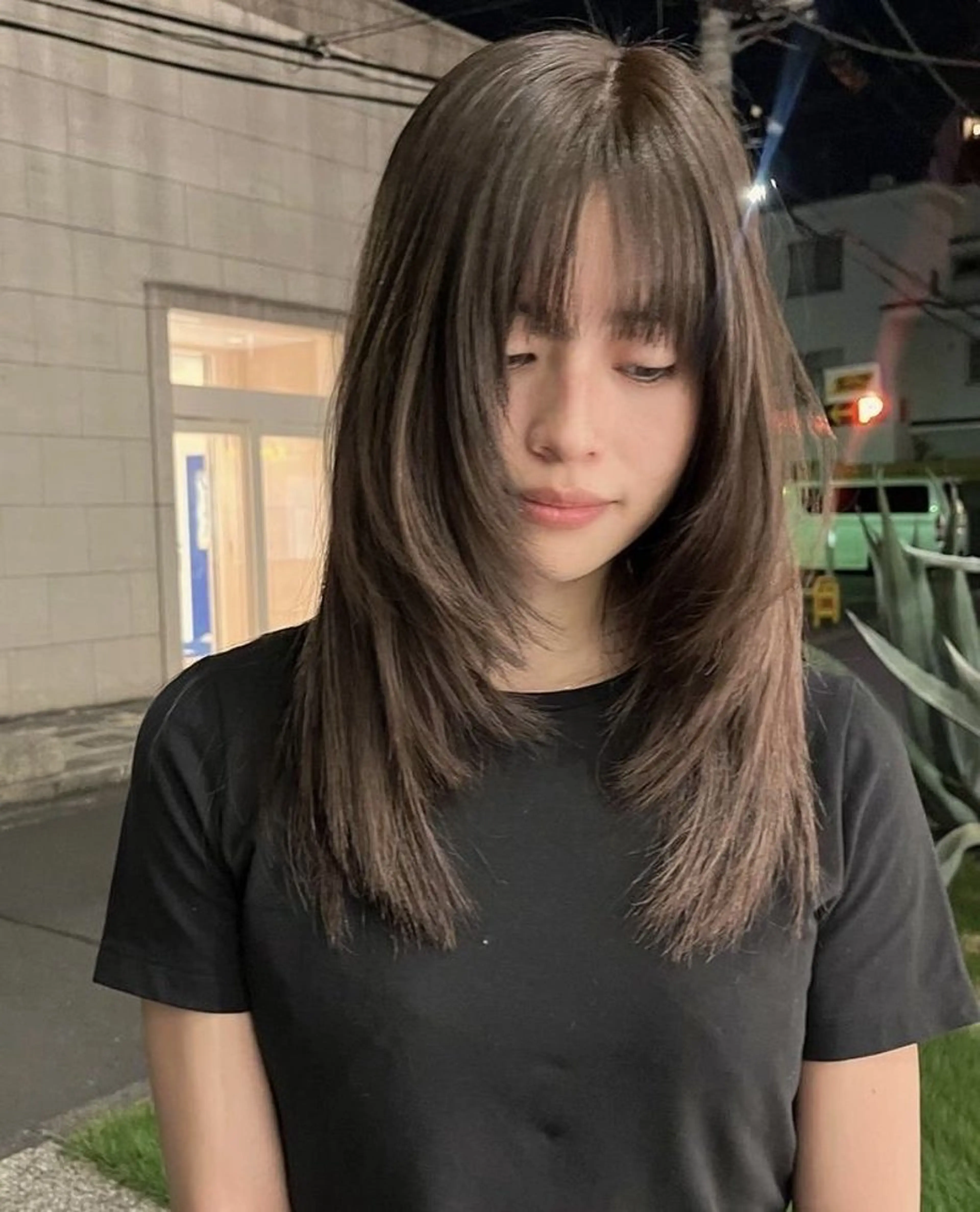 セミロング レイヤーカット 加藤木麻彩 NEROのヘアスタイル