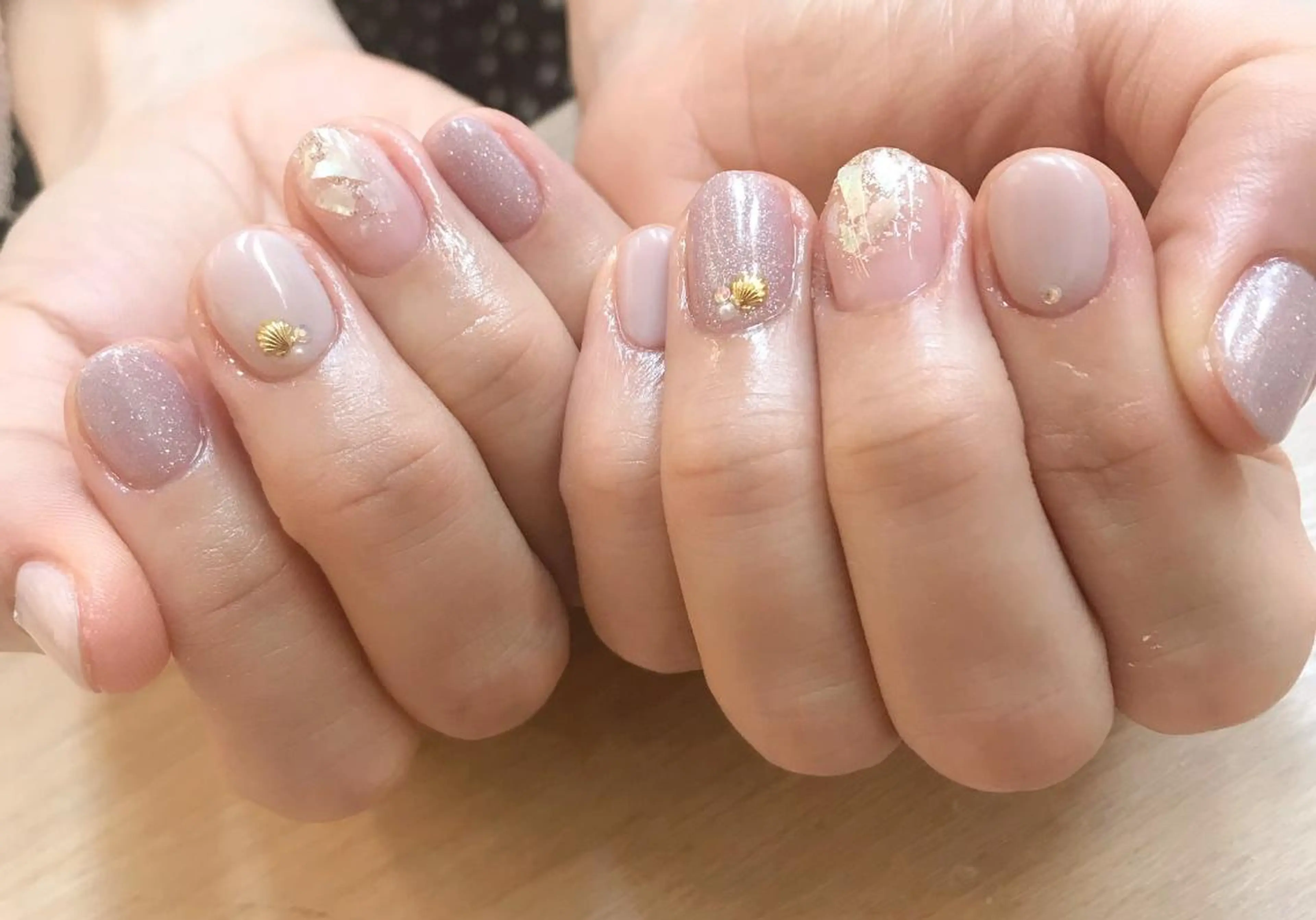 ネイル ジェルネイル ニュアンスネイル パラジェル 夏ネイル Cariina ☺のネイルデザイン