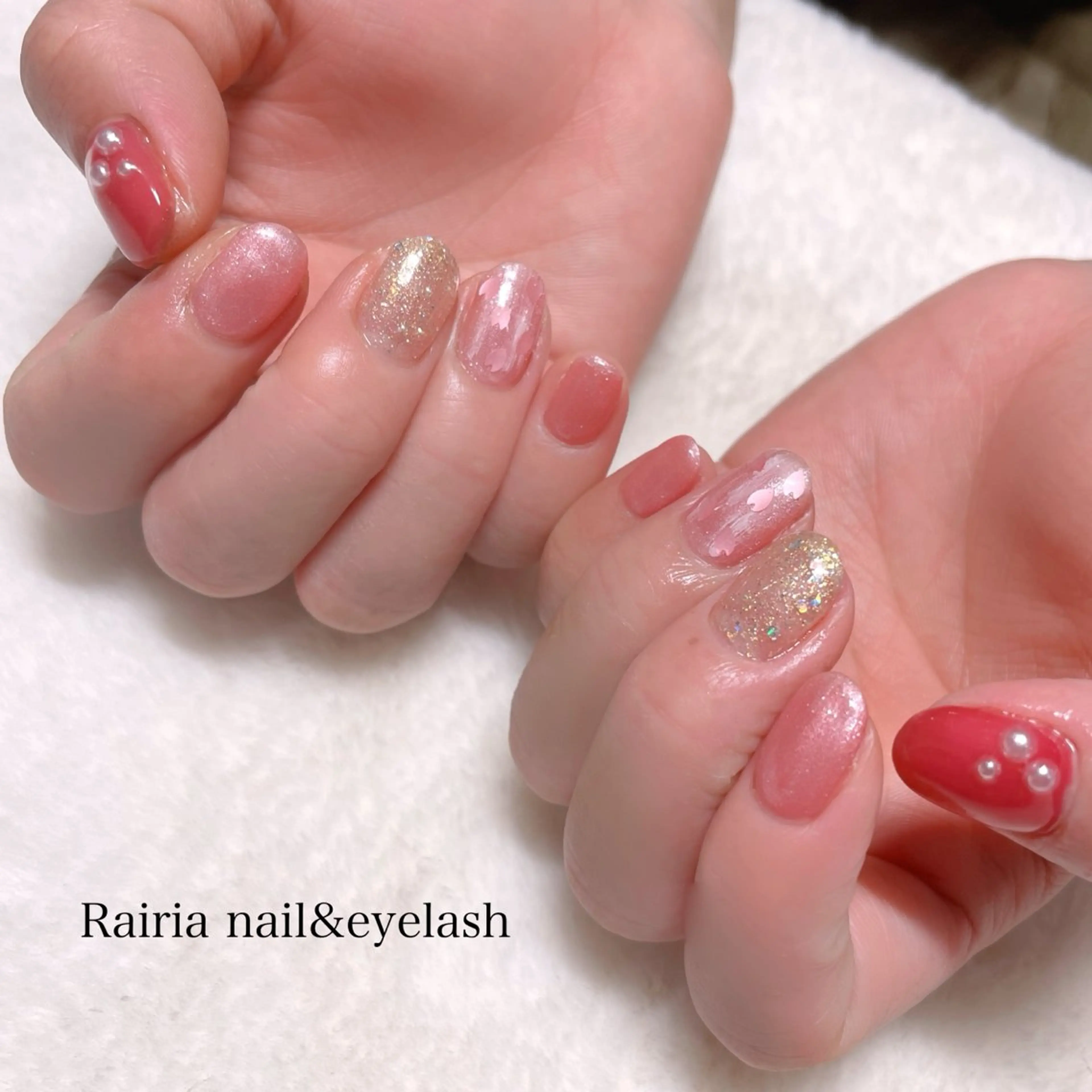 ネイル 桜ネイル ホログラムネイル オフィスネイル ハンドネイル Rairia nail&eyelash小岩店所属・Rairianail 小岩店のネイルデザイン