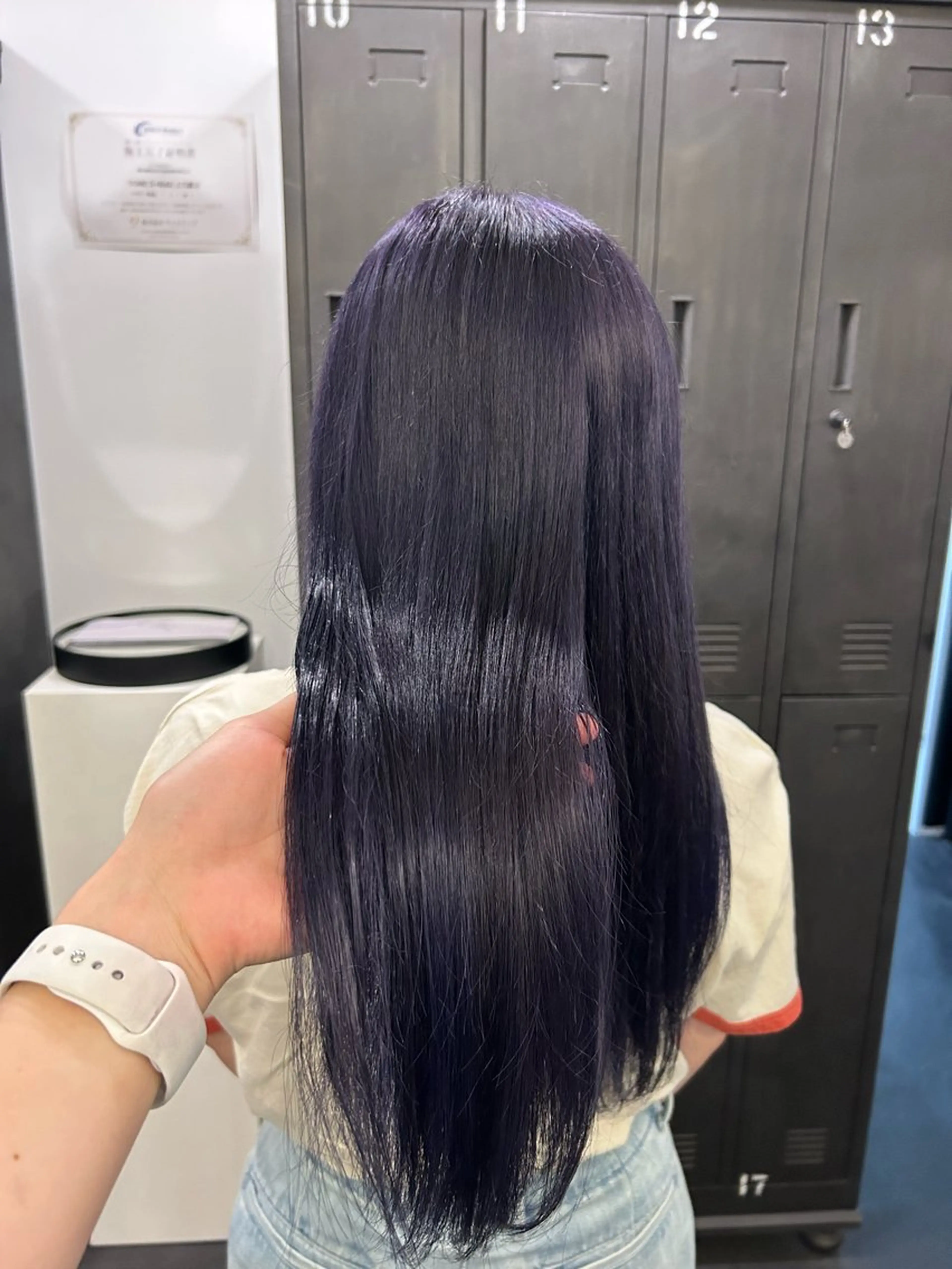 ロング カラー COMEG HEAD 上乃裏所属・宮前 芽衣のヘアスタイル