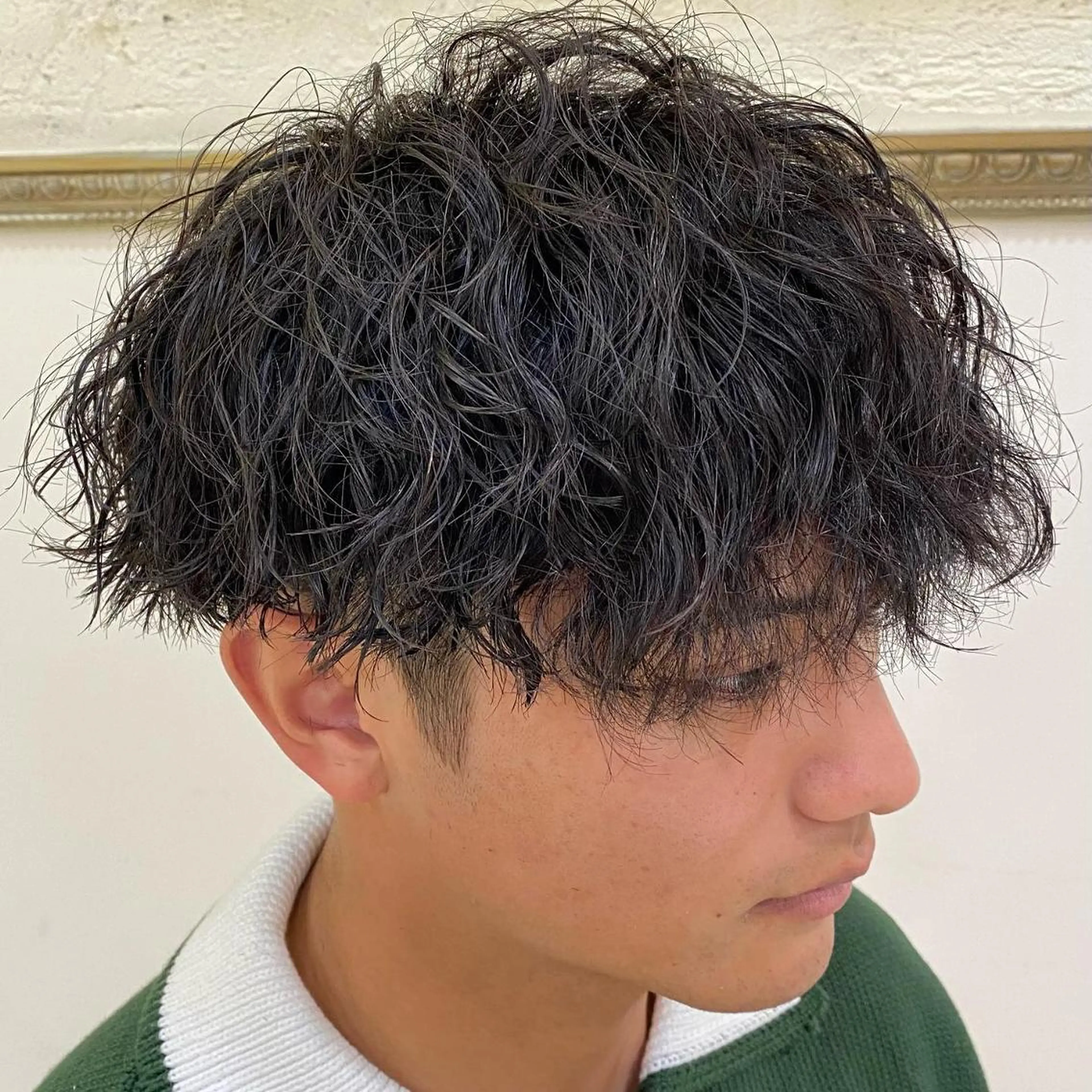 パーマ メンズ フェードカット メンズパーマ メンズツイストパーマ ツイストスパイラルパーマ 刈り上げ 年間2000名担当◎ パーマ職人/仲原佑樹のヘアスタイル