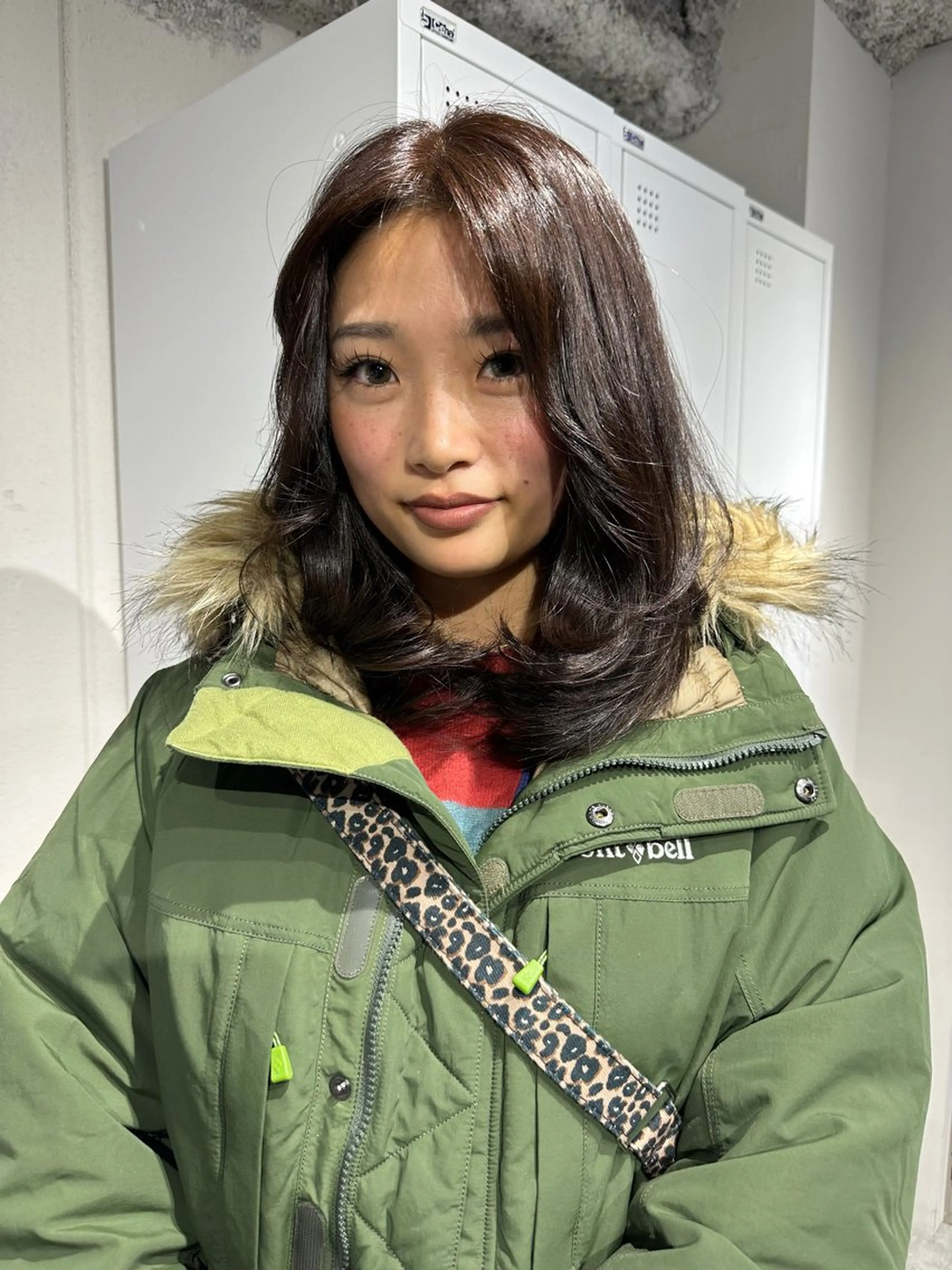 ミディアム カラー カット ヘアカラー トリートメント 海外風 レイヤー 💠MIKUのヘアスタイル