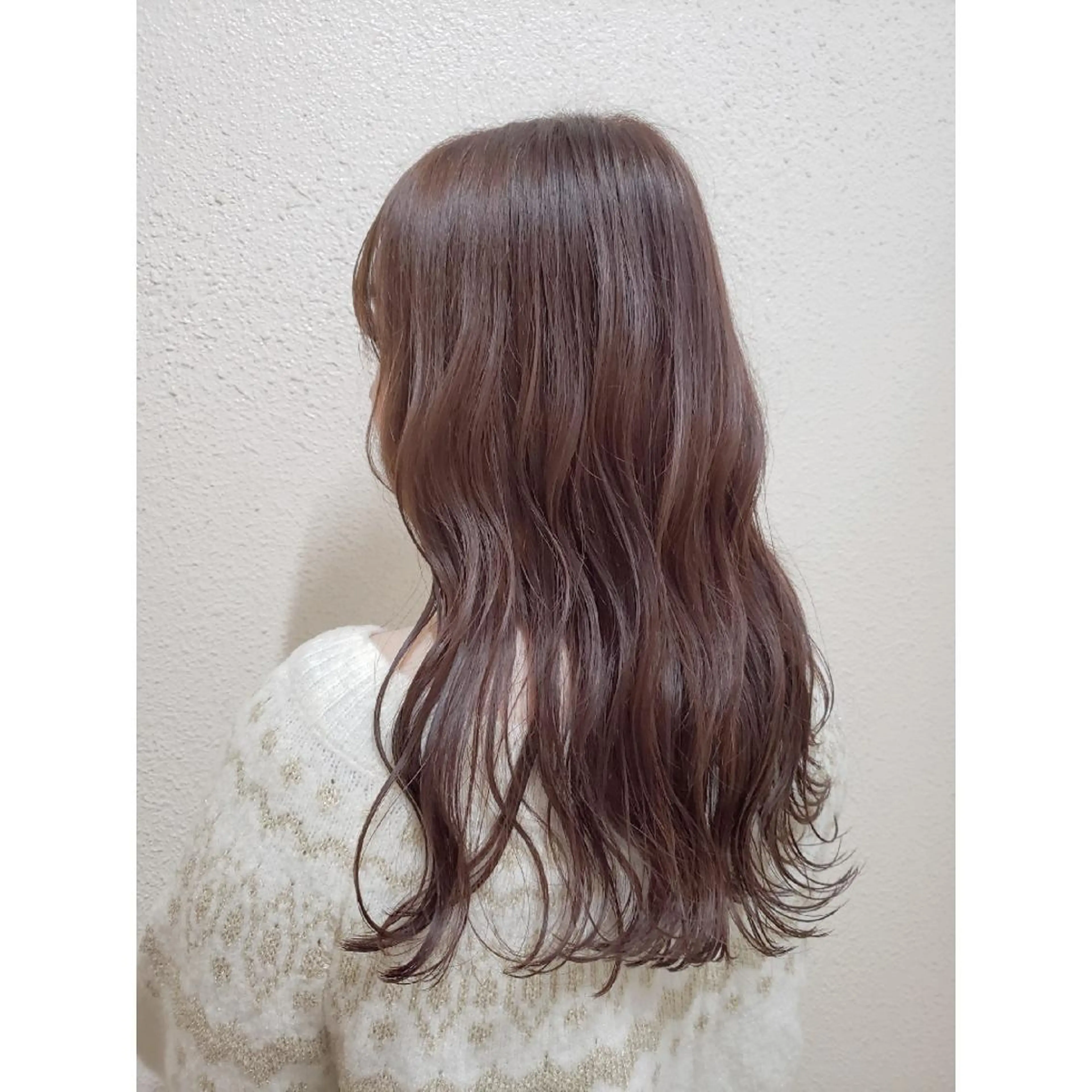 セミロング カラー ヘアアレンジ ベージュカラー ピンクカラー ピンクベージュ 髪質改善サロン🍃 AIRI のヘアスタイル