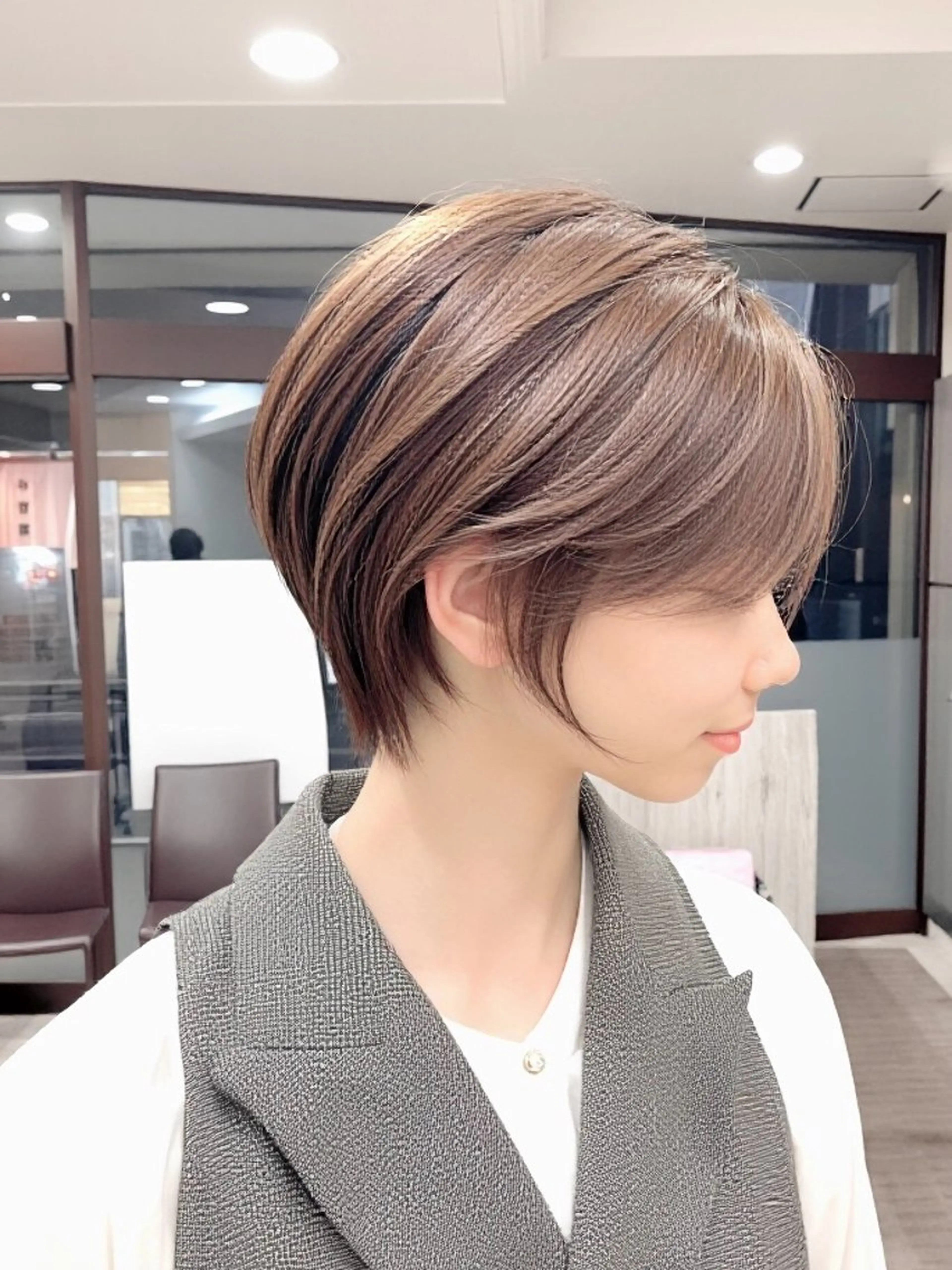 ショート ヘアカラー トリートメント ✨髪質改善・縮毛矯正 専門美容室マーベルのヘアスタイル