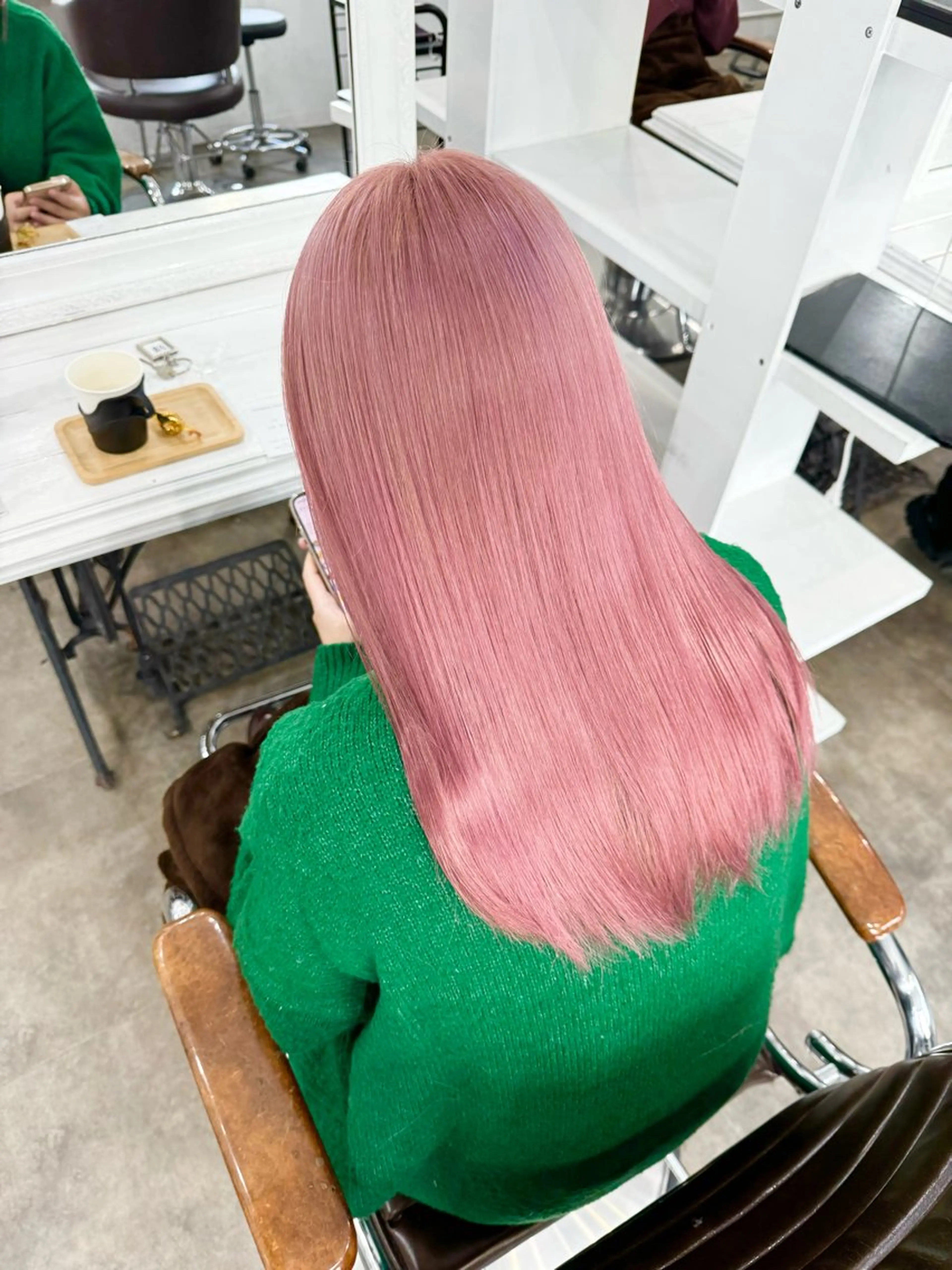 ロング カラー バレイヤージュ ミストバング ベージュカラー ブリーチ 抜きっぱなしブロンド 縮毛矯正 トリートメント SALOWIN札幌大通り所属・札幌ブリーチカラー/ ダブルカラー/ドイのヘアスタイル