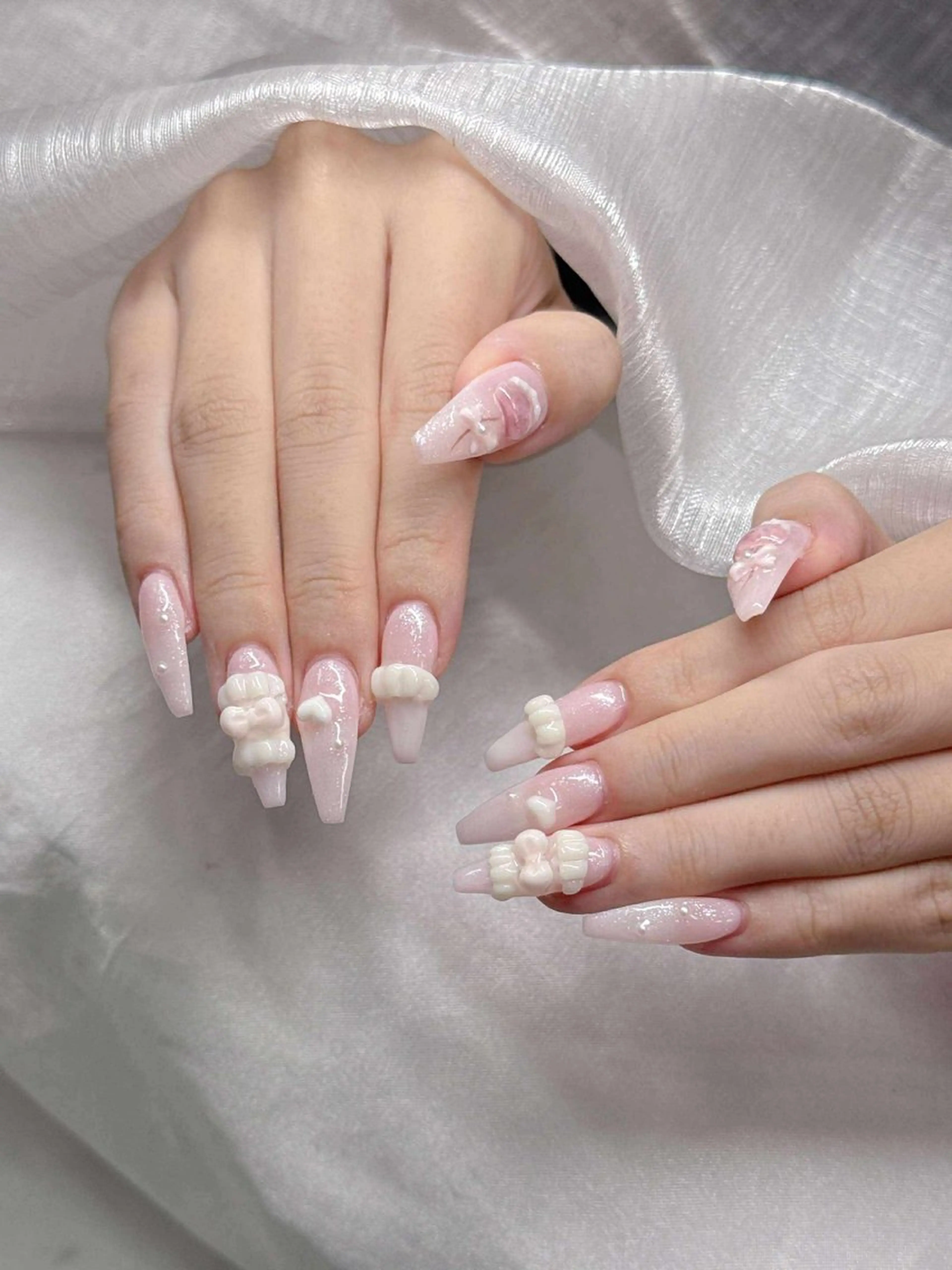 ネイル ハンドネイル Lee Nailsのネイルデザイン