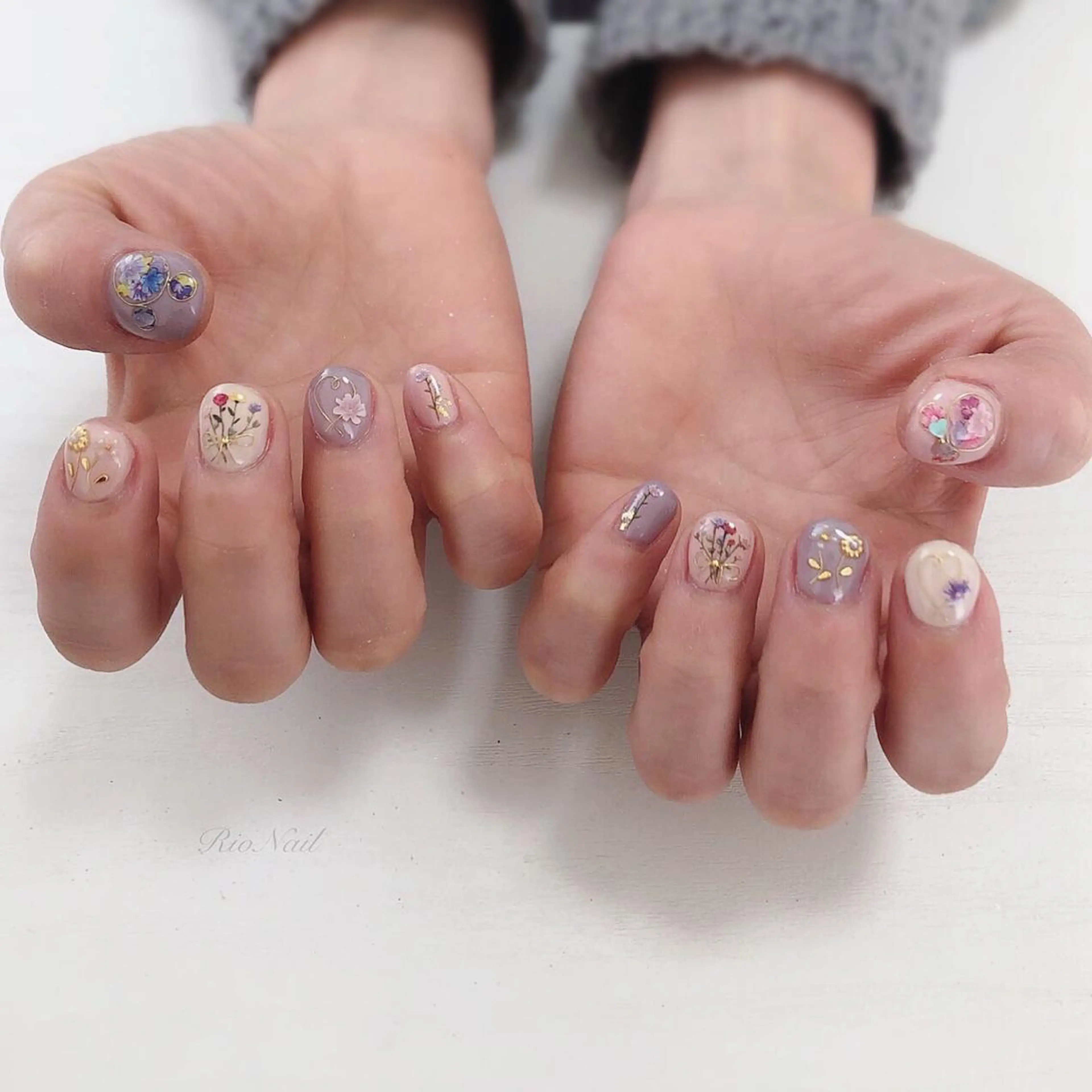 ネイル KISHIKAWA MEGUMIのネイルデザイン