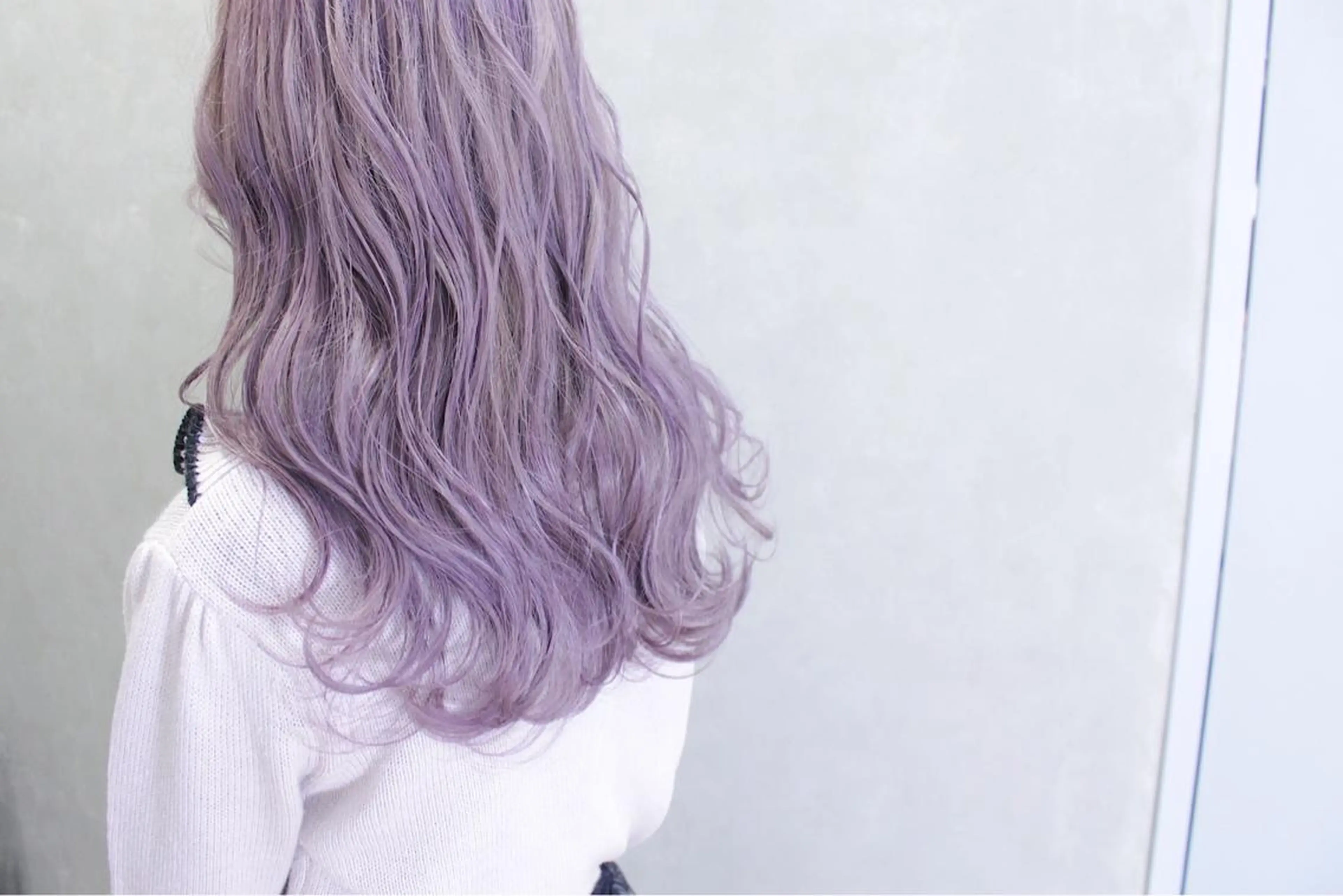 セミロング カラー ヘアアレンジ ラベンダーカラー シルバー ヘアカラー トリートメント lani 天神大名/ブリーチのヘアスタイル