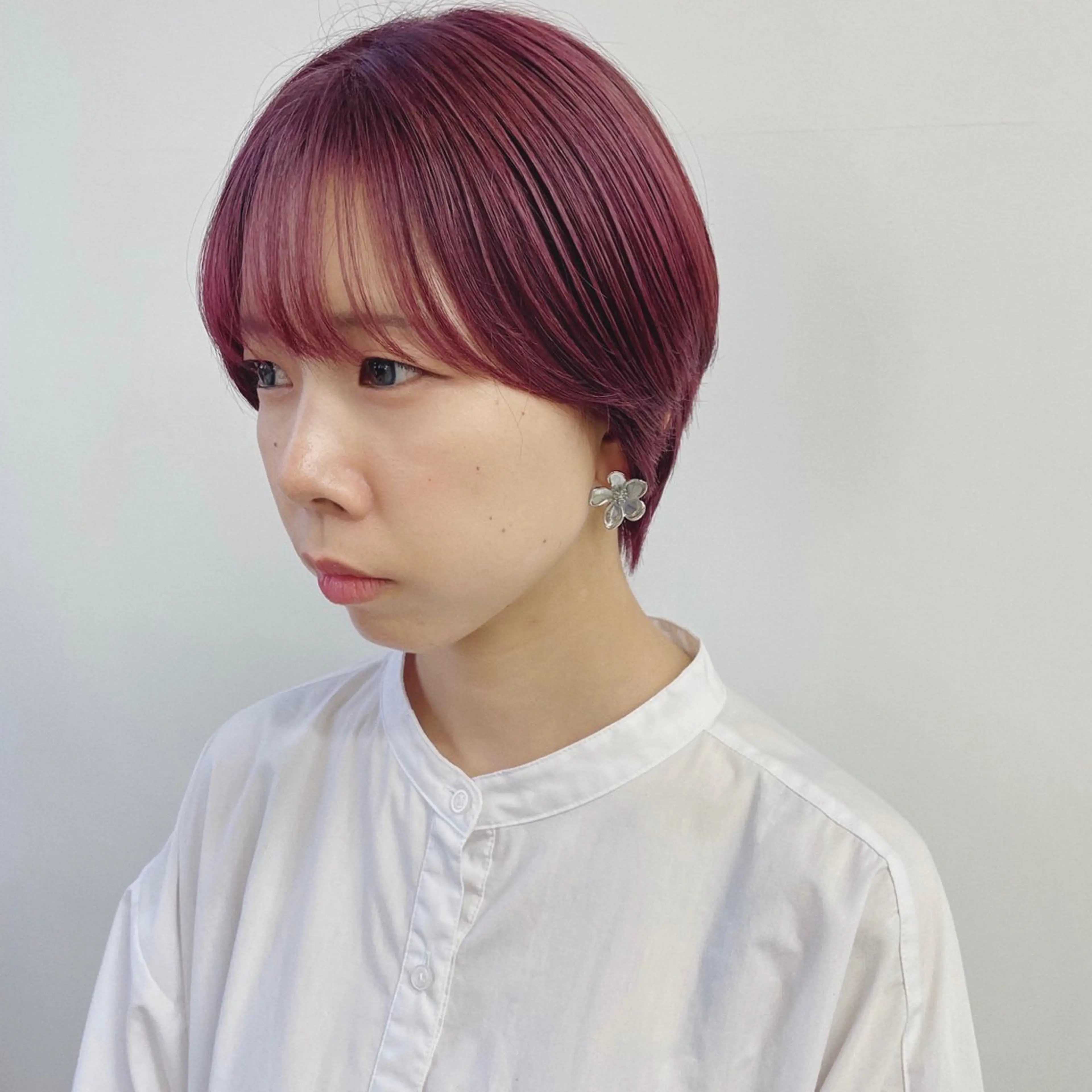 ショート カラー ショートボブ ブラウンカラー ピンクカラー ピンクパープル ピンクブラウン カット ヘアカラー Terve. おすぎのヘアスタイル