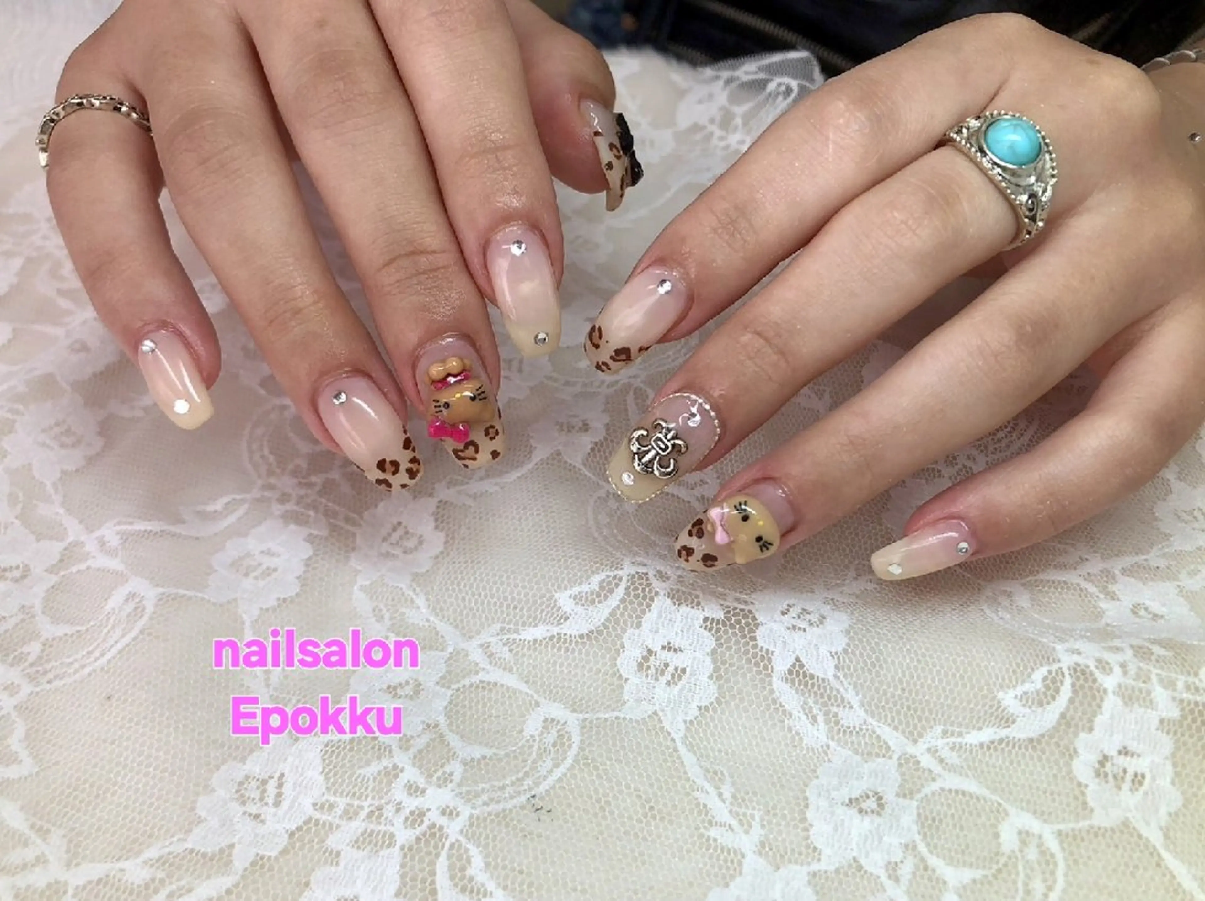 ネイル ハンドネイル ハンドケア Epokku 心斎橋ネイルサロンのネイルデザイン