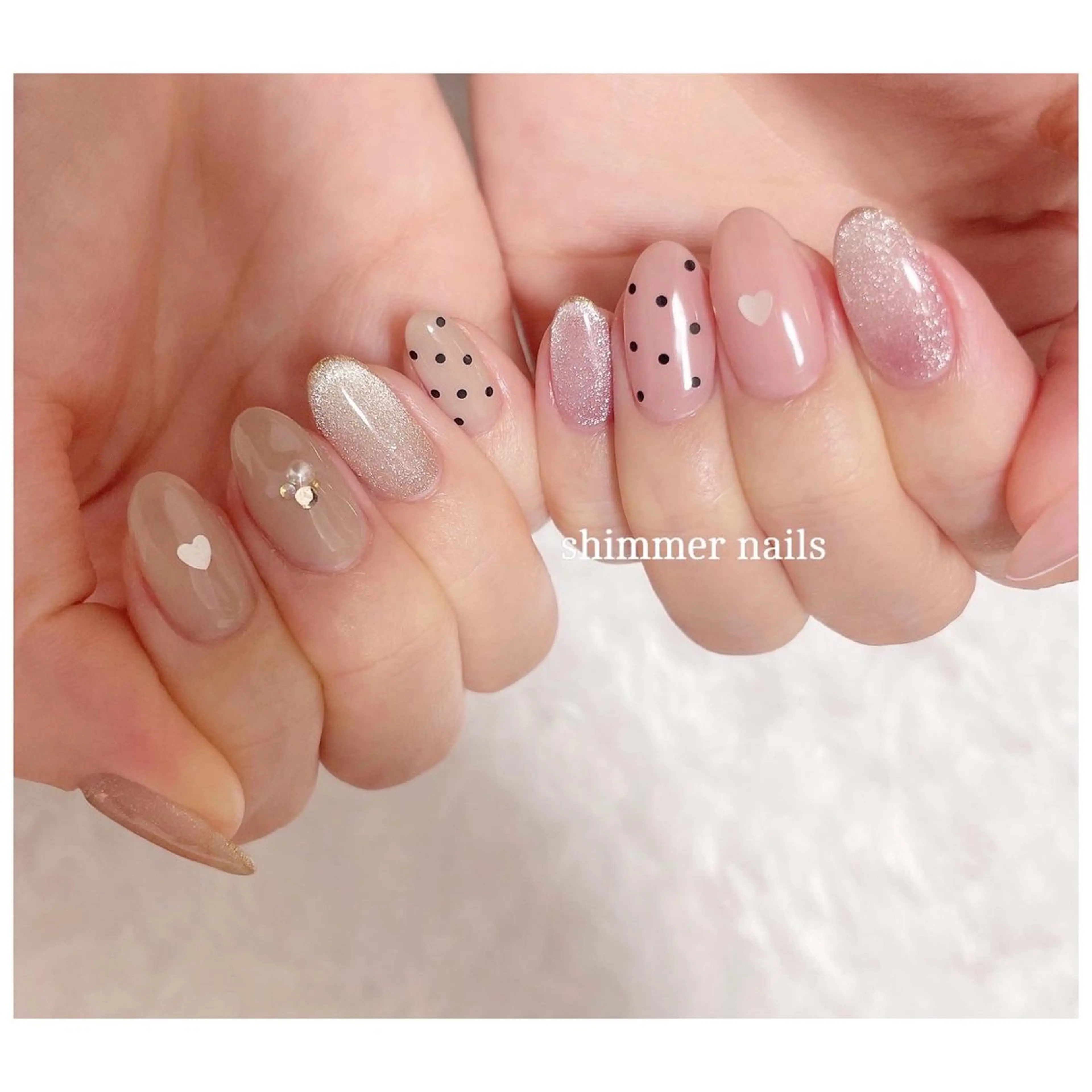 ネイル ドット shimmer nailsのネイルデザイン