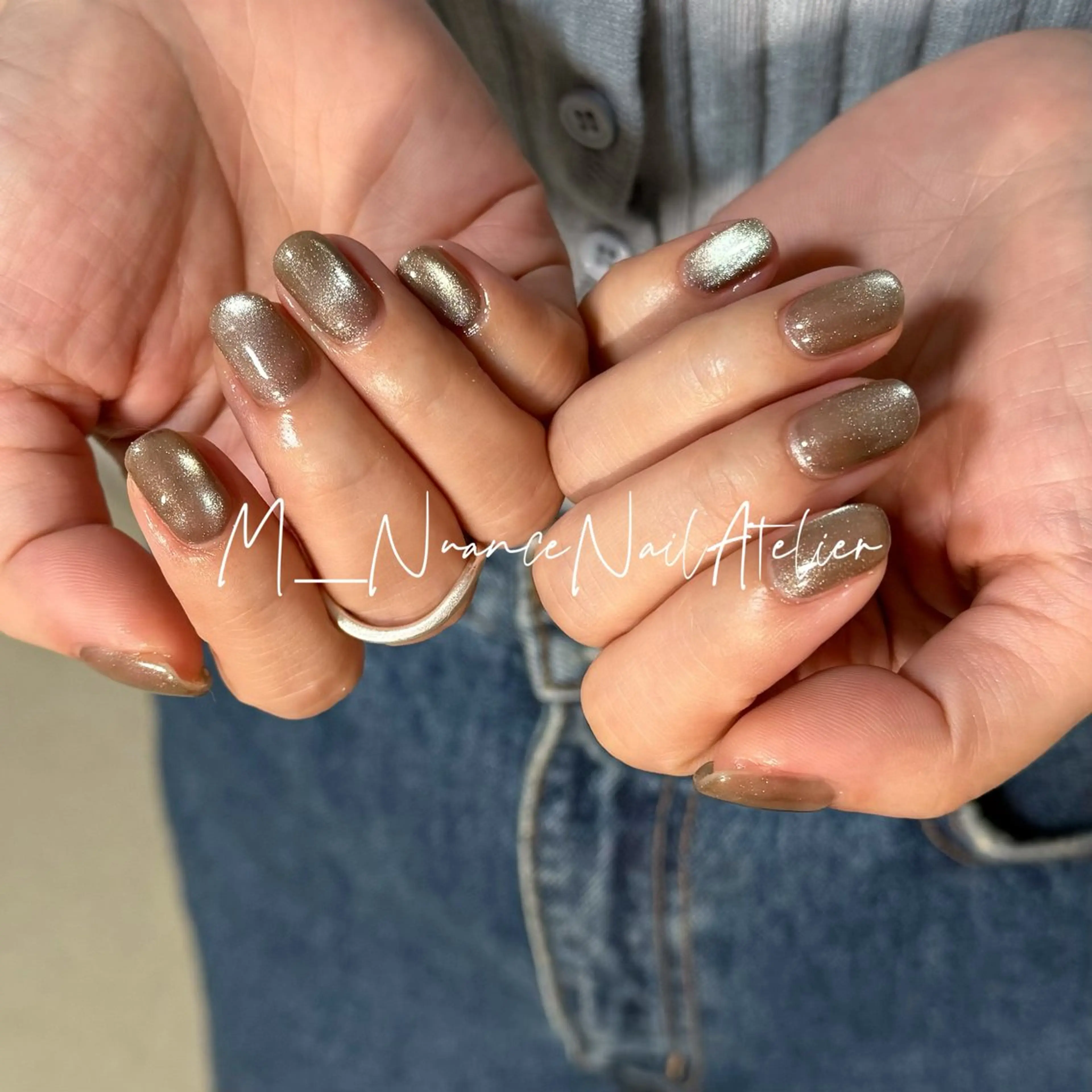 ネイル マグネットネイル ニュアンスネイル オフィスネイル シンプルネイル ハンドネイル GO TODAY横浜Solace店所属・M___nail atelierのネイルデザイン
