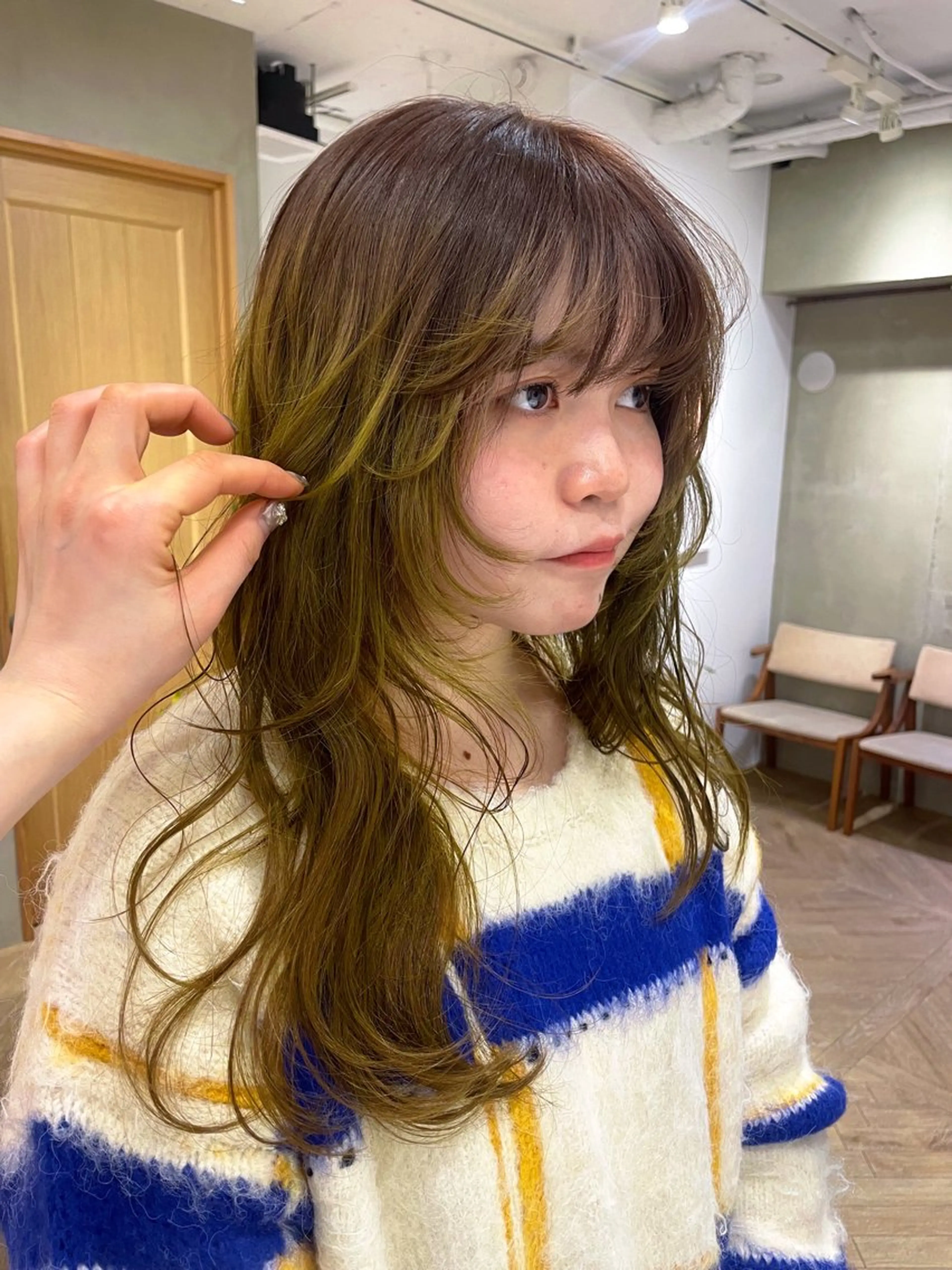 ロング カラー LOREN/ miuのヘアスタイル