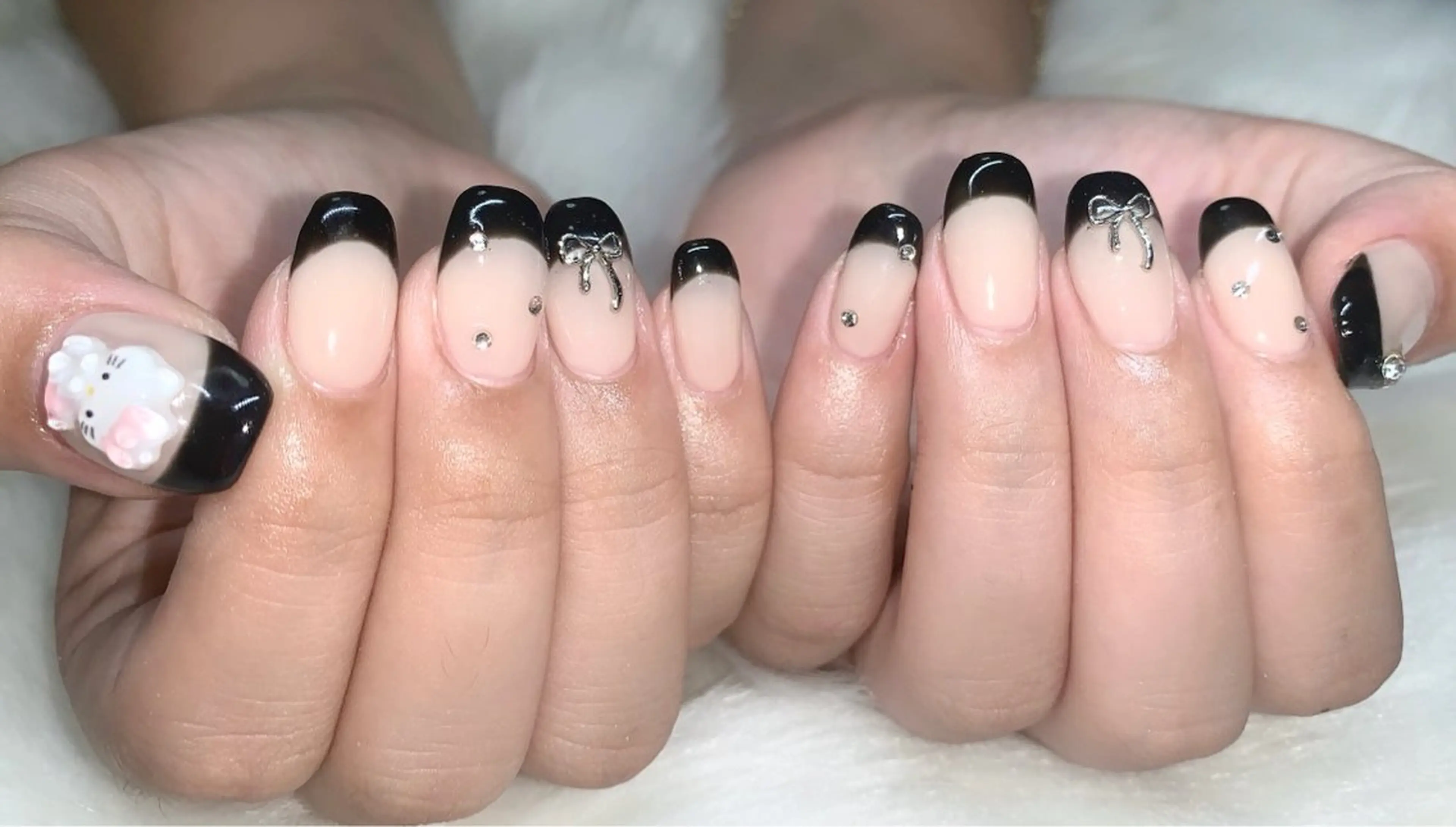 ネイル ハンドネイル nail room LUNA⋆౨ৎ˚⟡のネイルデザイン