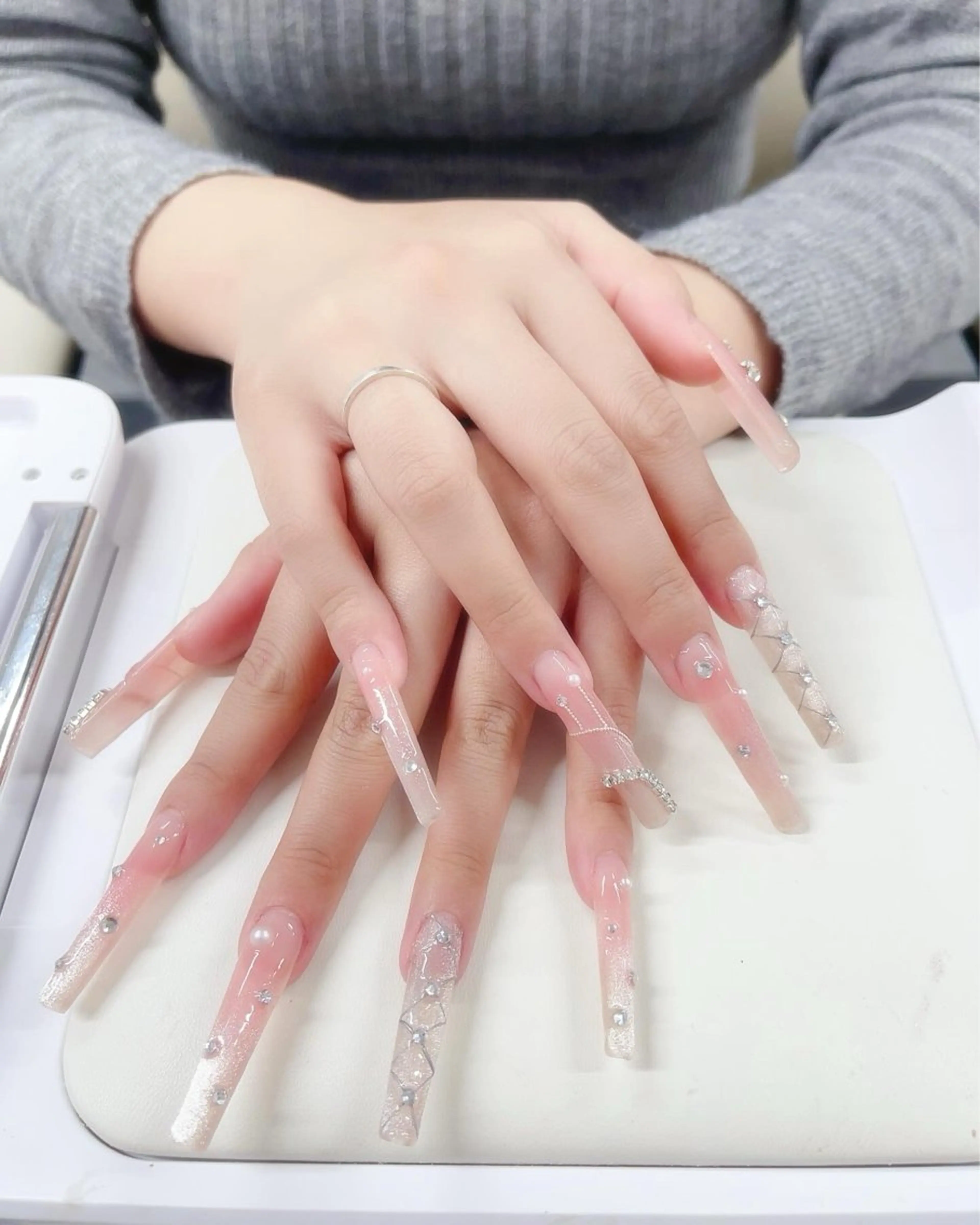 ネイル ネイルチップ ハンドネイル nail  salon  AI所属・nail salon AIのネイルデザイン