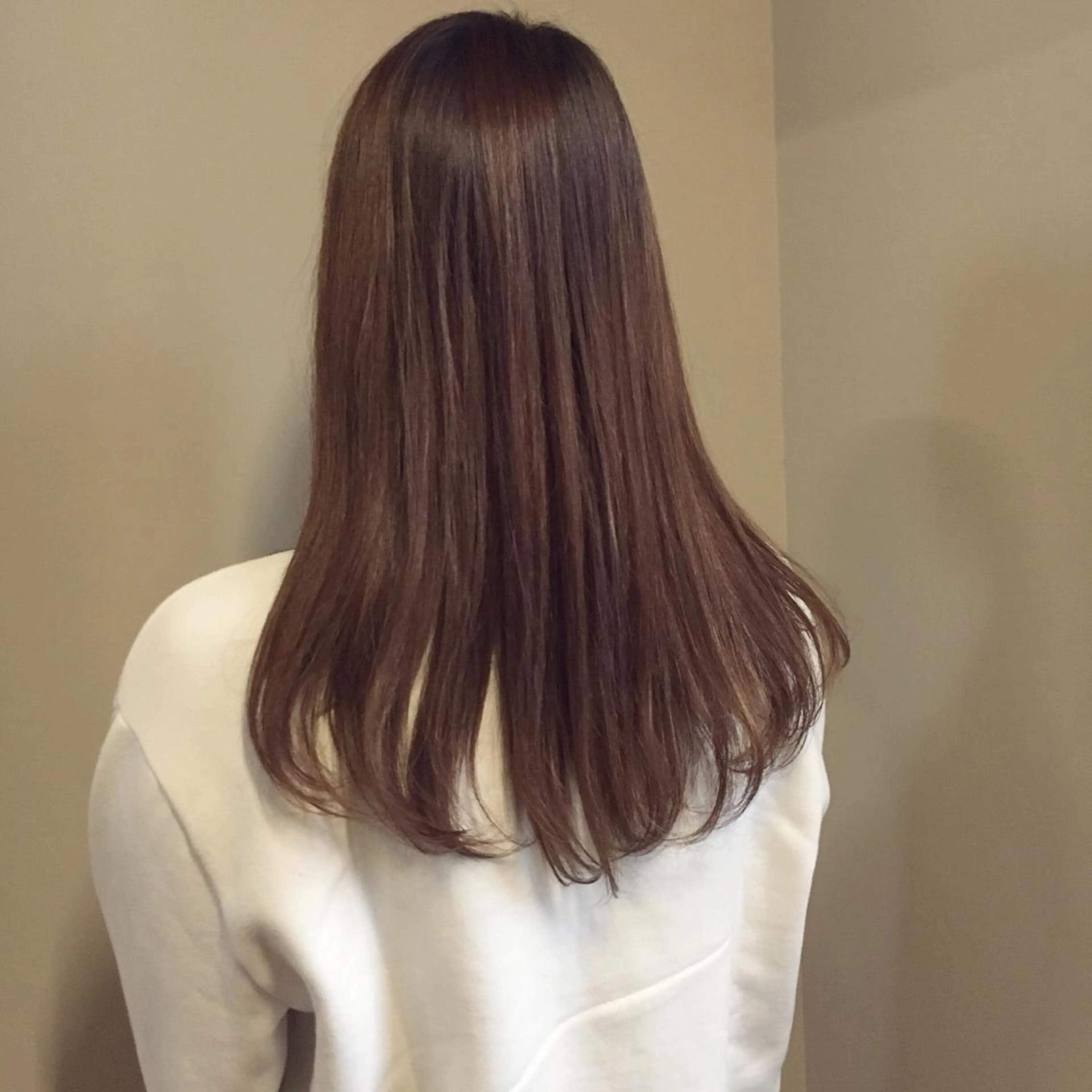 セミロング カラー 上川 美幸のヘアスタイル