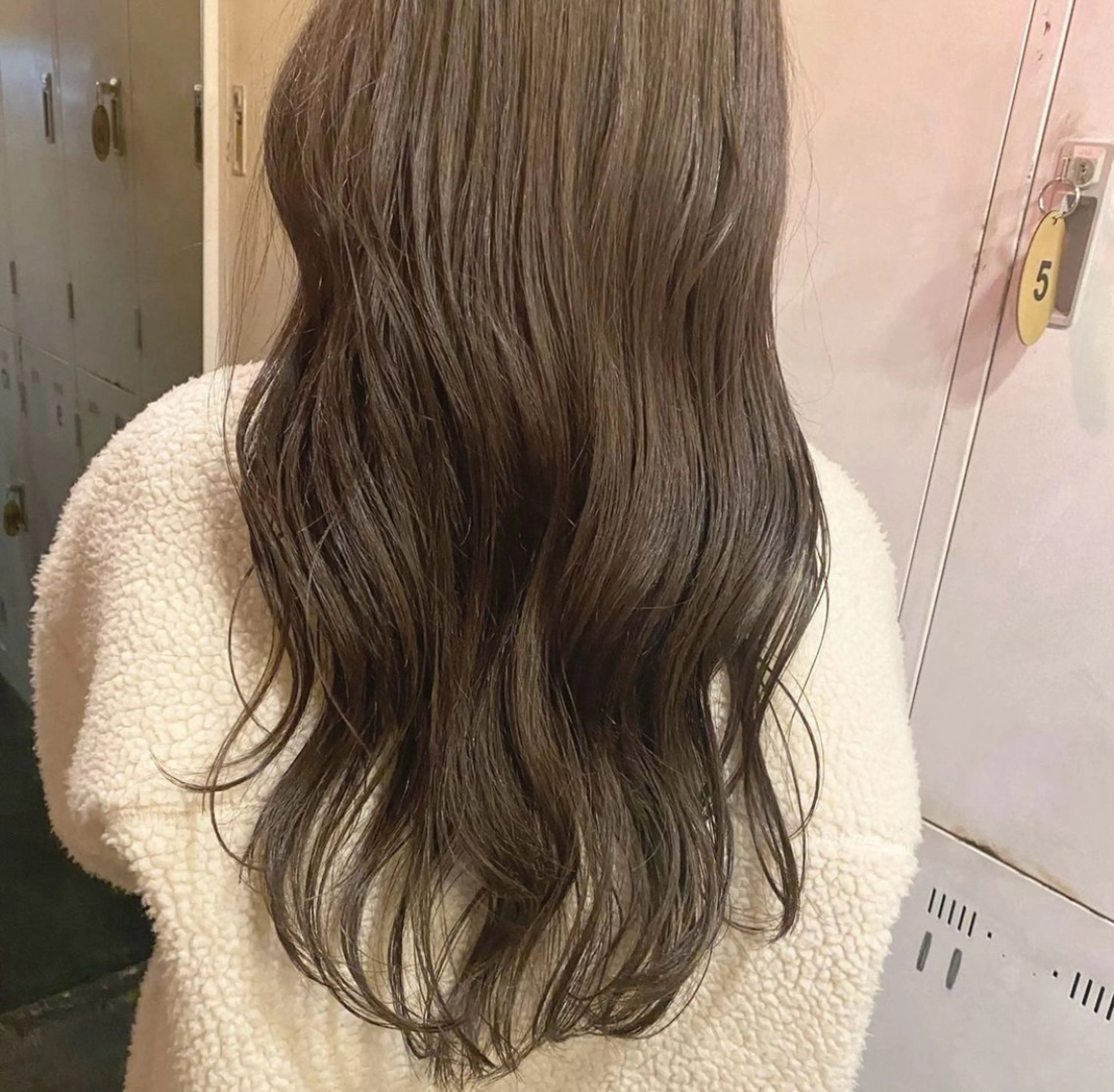 ロング カラー カット ヘアカラー トリートメント くすみカラー♡ Yuukaのヘアスタイル