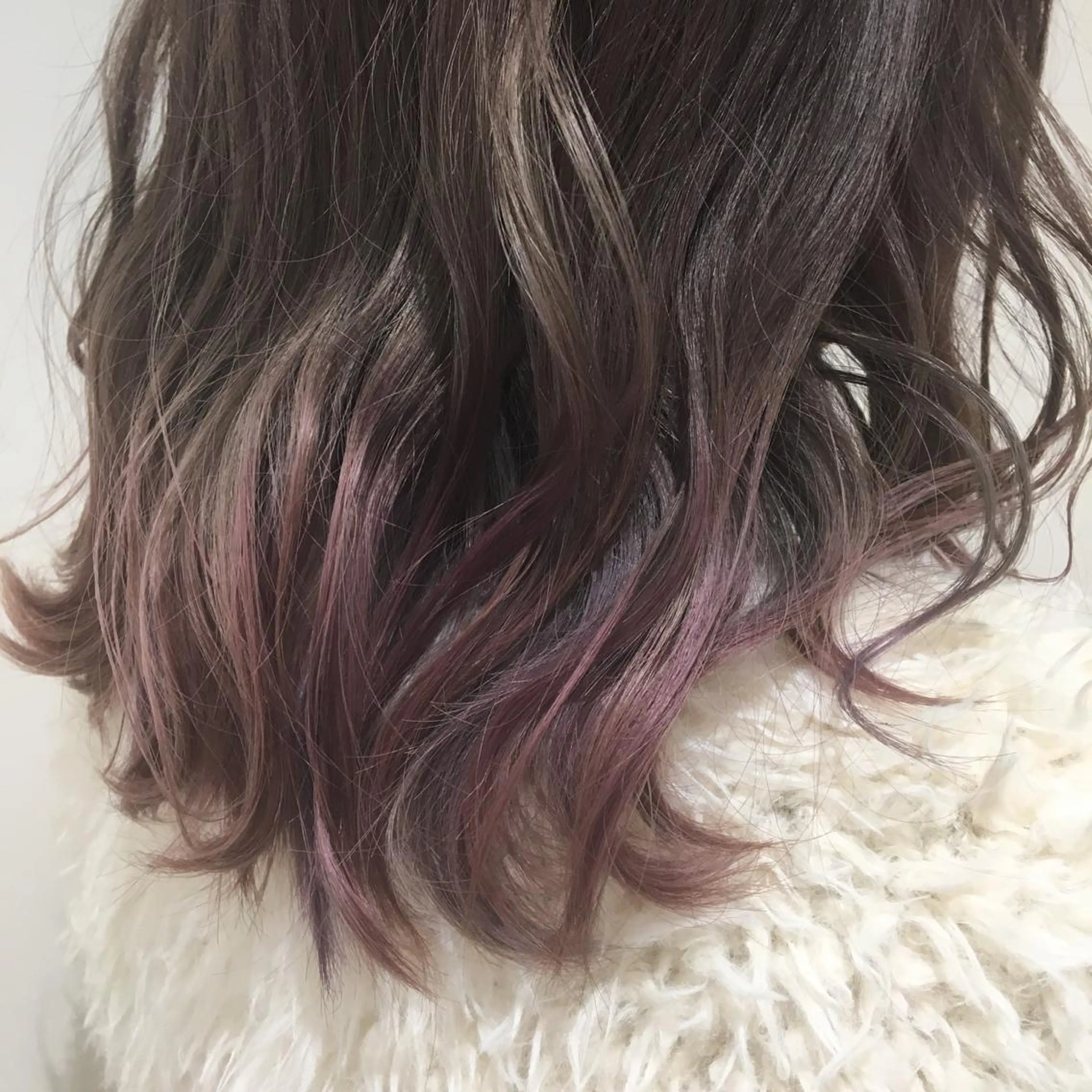 セミロング カラー ベージュカラー ピンクカラー ピンクベージュ loca by tree所属・うる艶暖色カラー HARUNAのヘアスタイル
