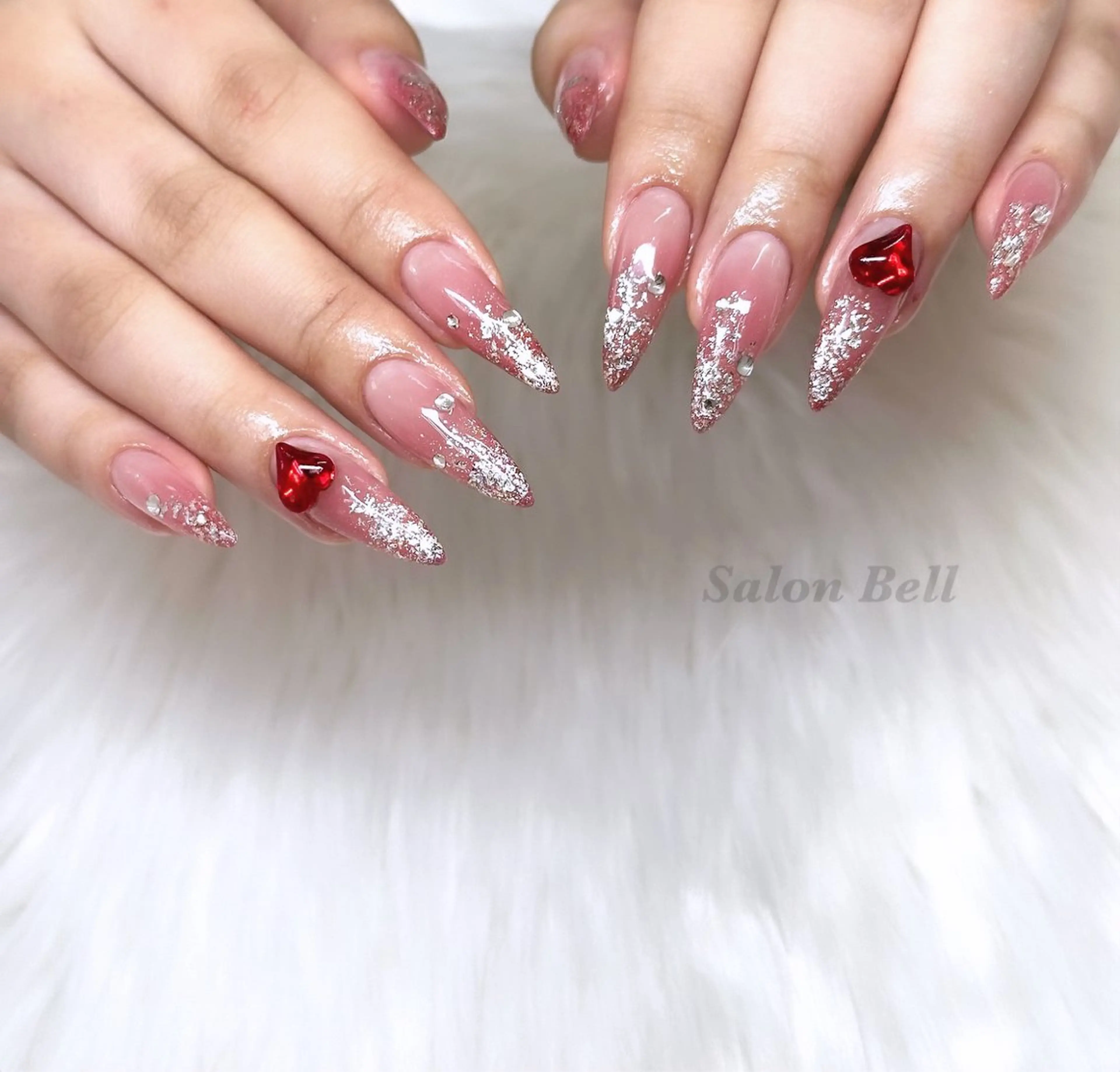 ネイル Bell 富田林店 SAYAKAのネイルデザイン