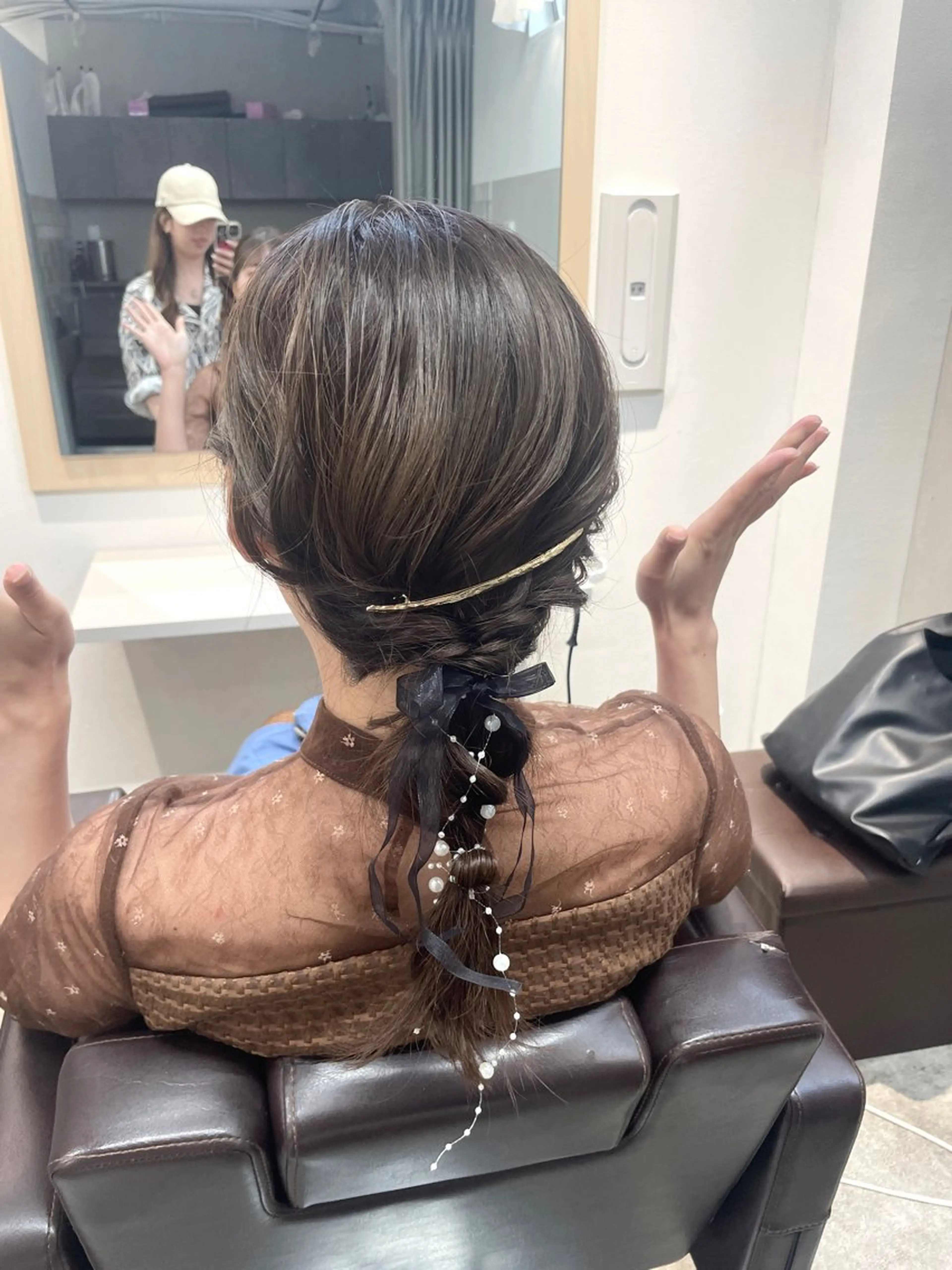 ミディアム ヘアアレンジ ヘアセット BEBE所属・ご新規様限定 透明感カラーKANAのヘアスタイル