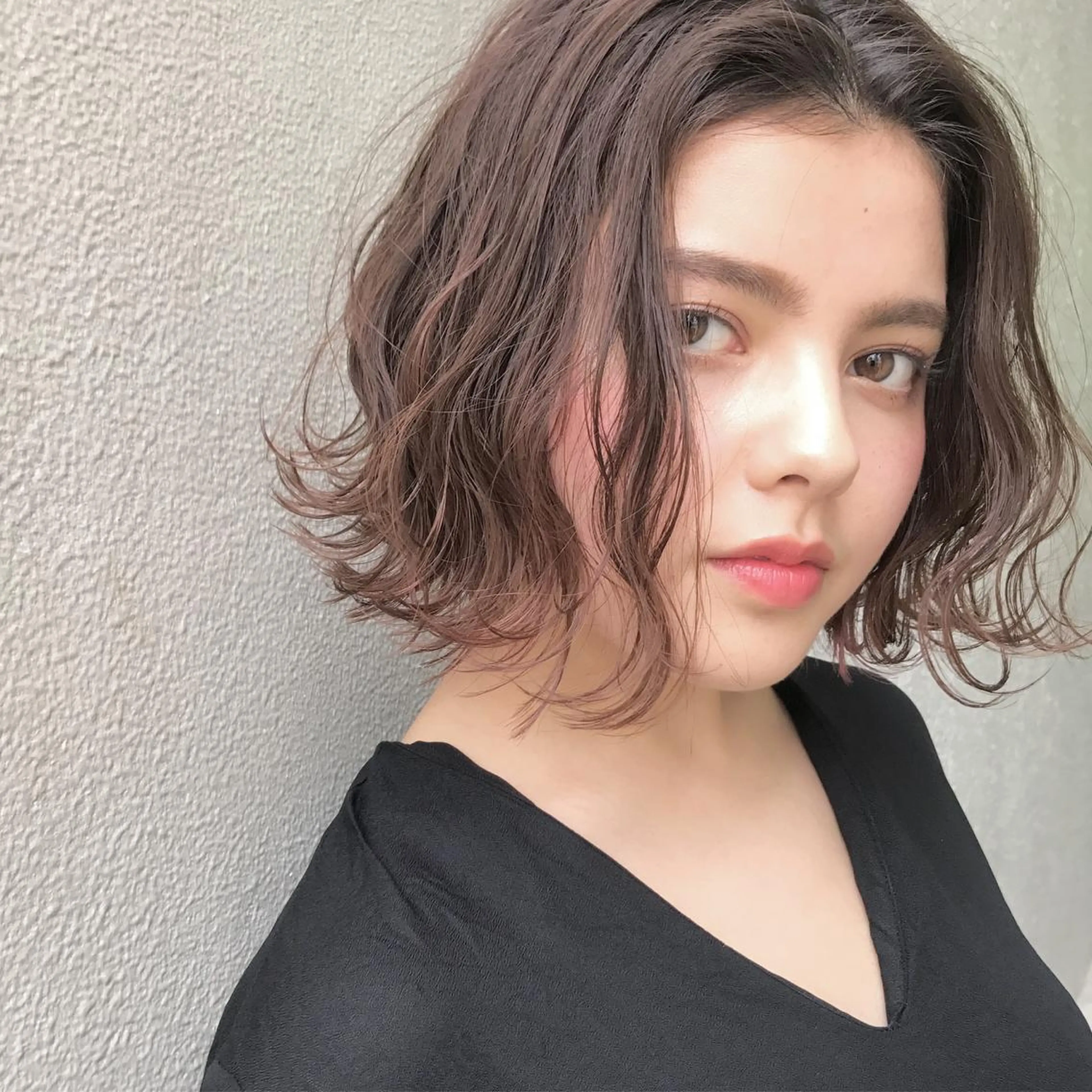 ミディアム 顔周りカット 伊 杏のヘアスタイル