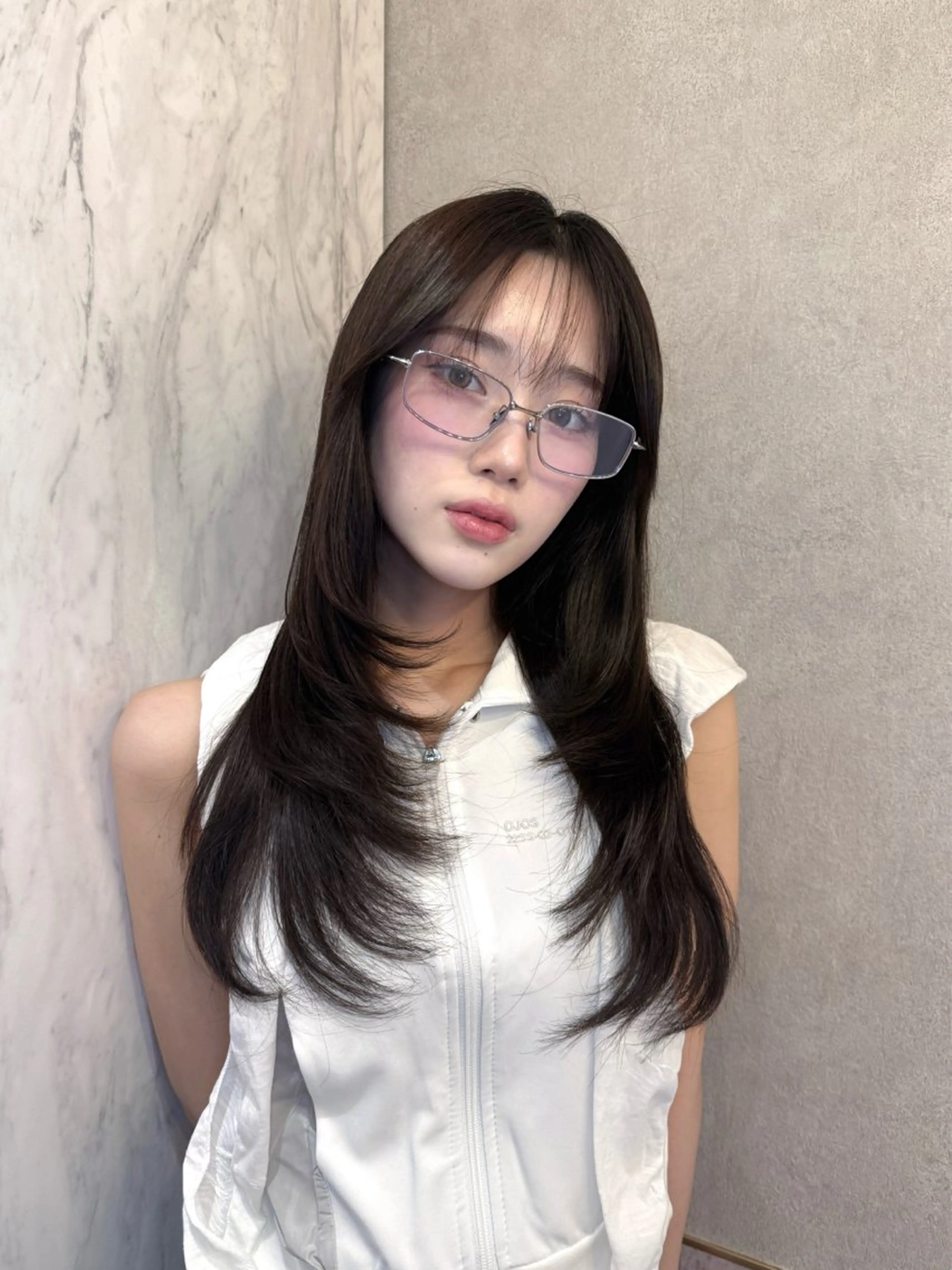 くせ、広がり対策に⭐️韓国小顔カット+美髪矯正+選べる髪質改善トリートメントの写真