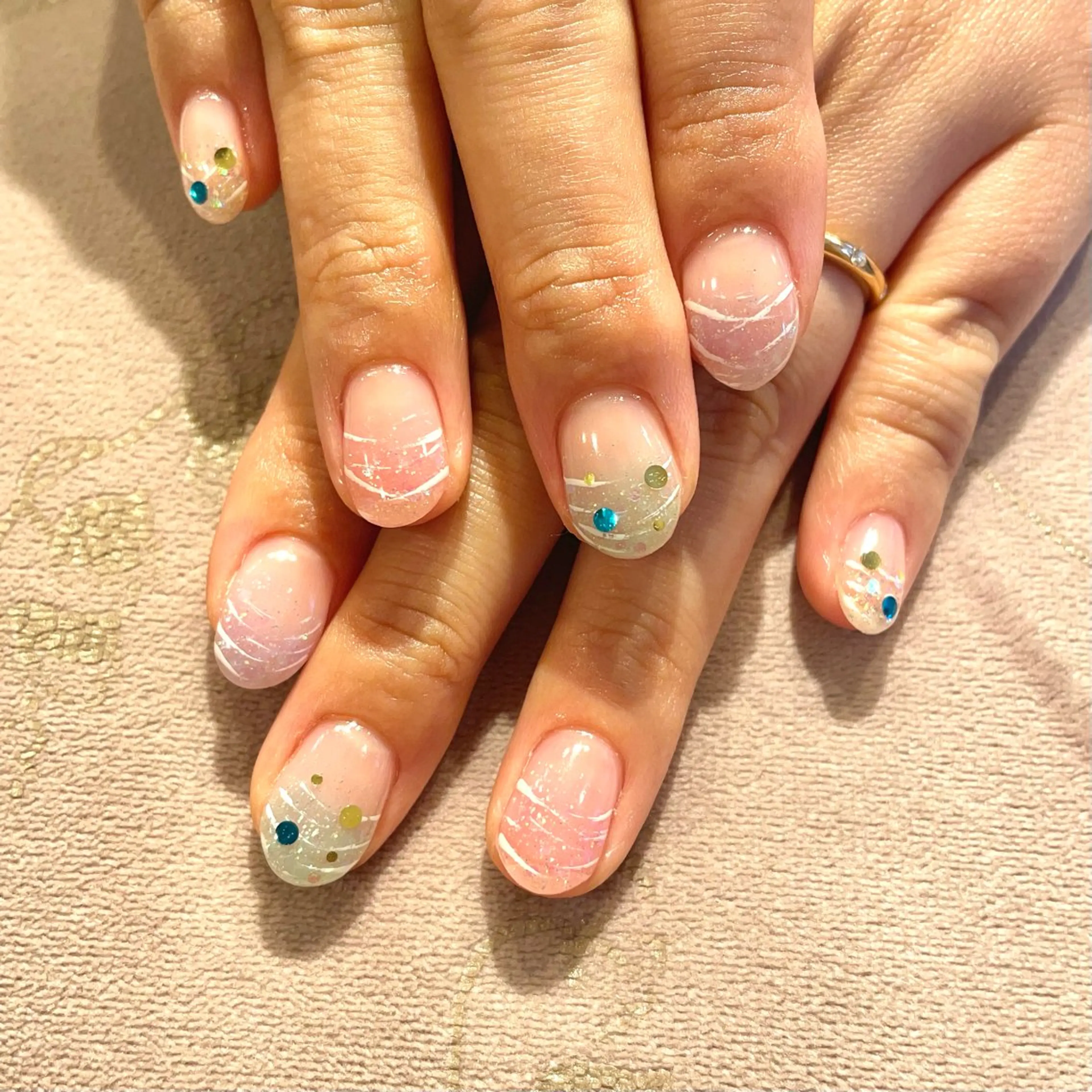 ネイル ネイルサロンBiene所属・Biene小島 沙央里のネイルデザイン