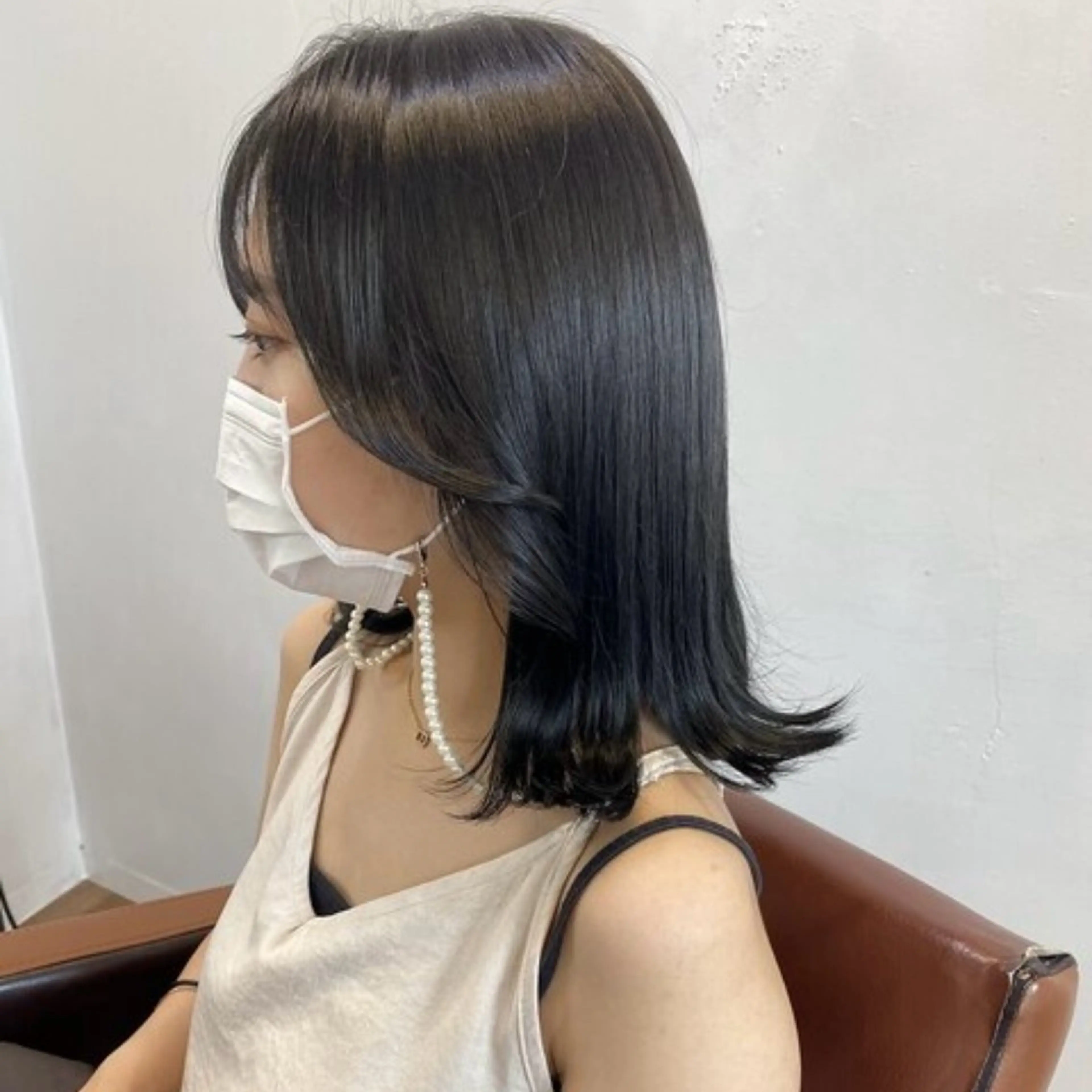 ミディアム カラー グレージュ オリーブグレージュ オリーブグレー 顔まわりレイヤー レイヤーカット 🥣 hashi 🛋️のヘアスタイル