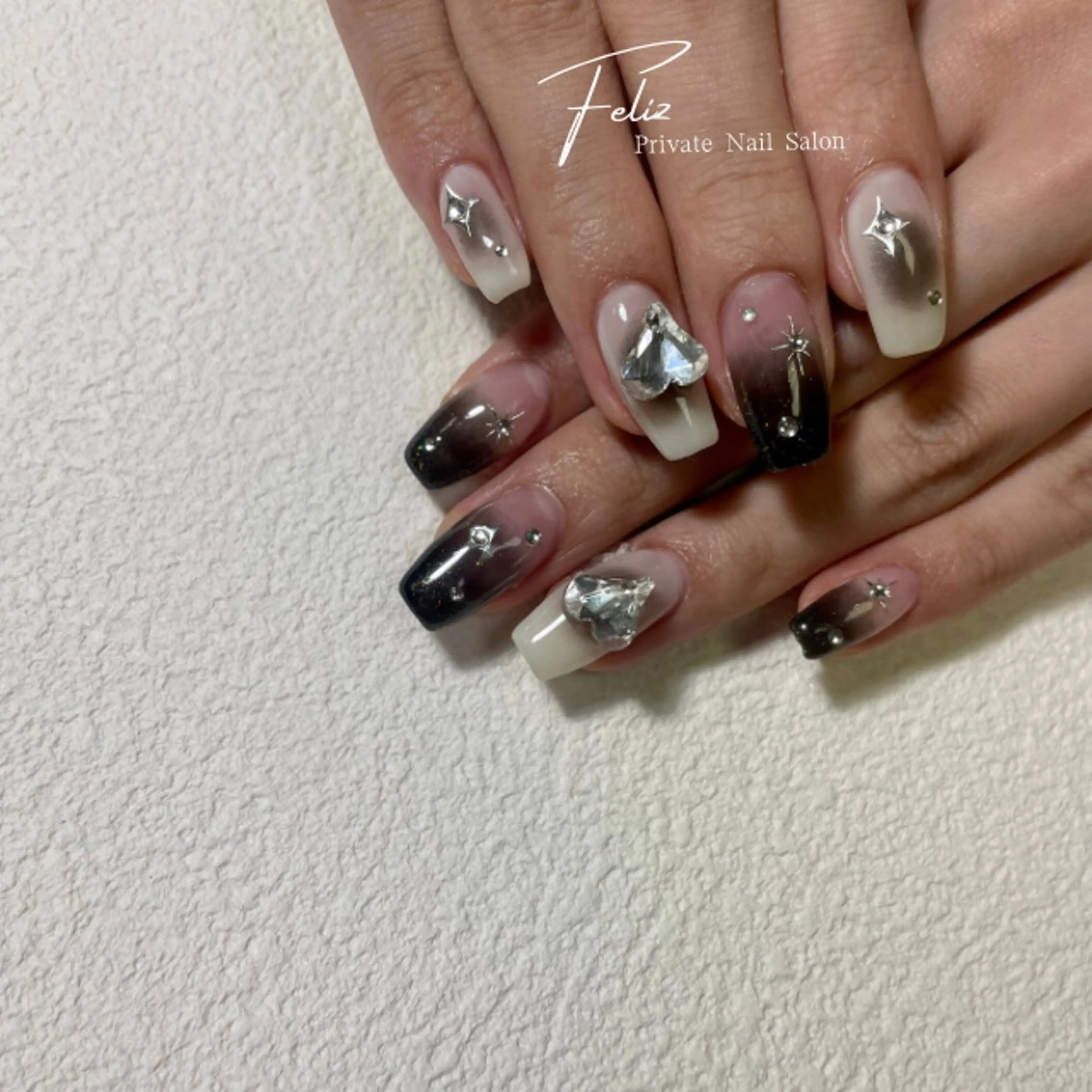ネイル ハンドネイル ハンドケア Feliz所属・Feliz 楽しいネイルサロンのネイルデザイン