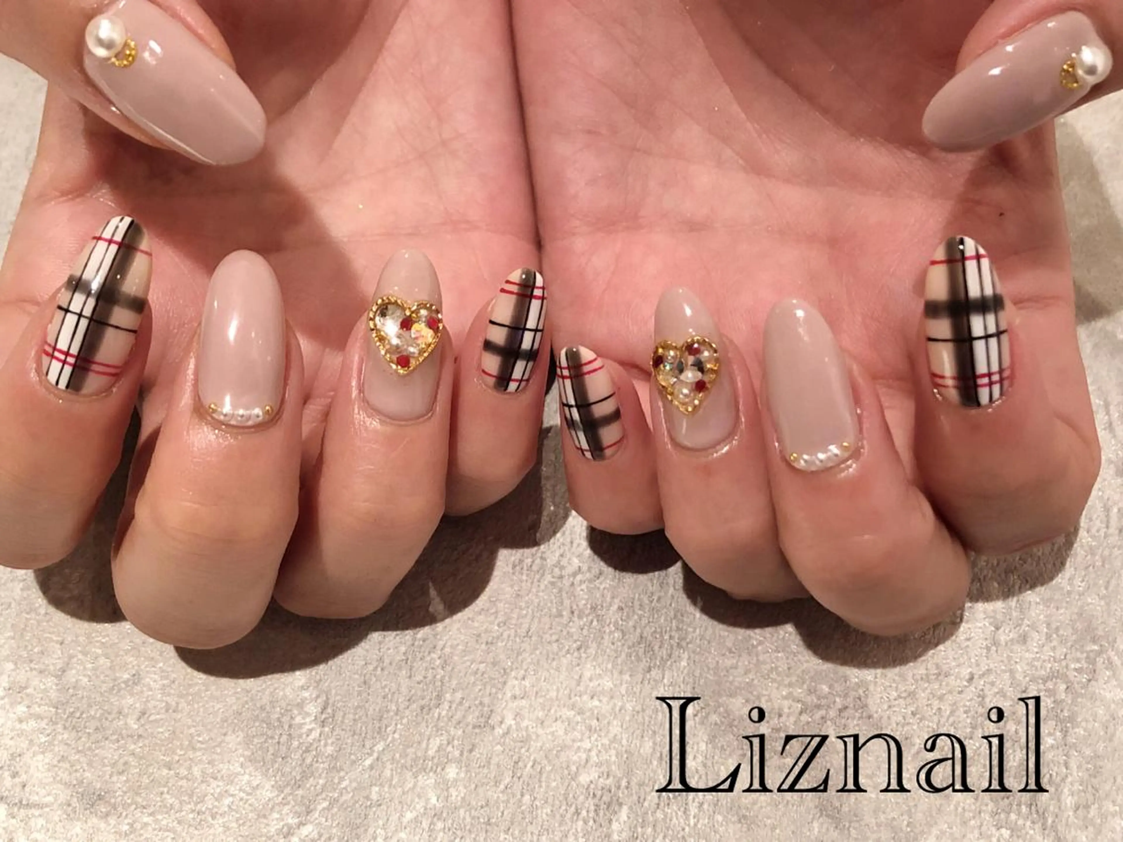 ネイル Rawr / saoriのネイルデザイン