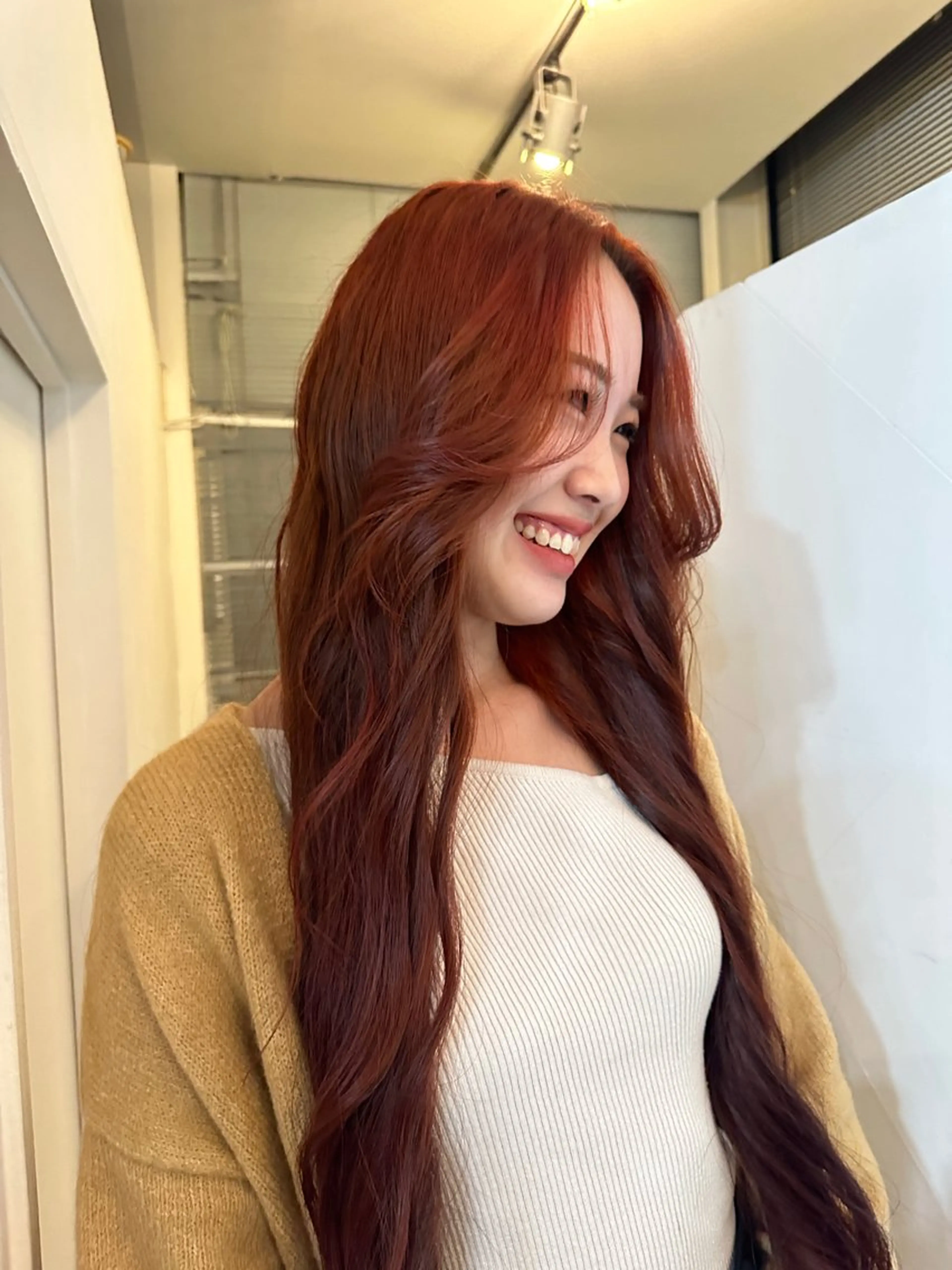 ロング カラー オレンジ ロング 磯　亜由香 🌷ブリーチのヘアスタイル