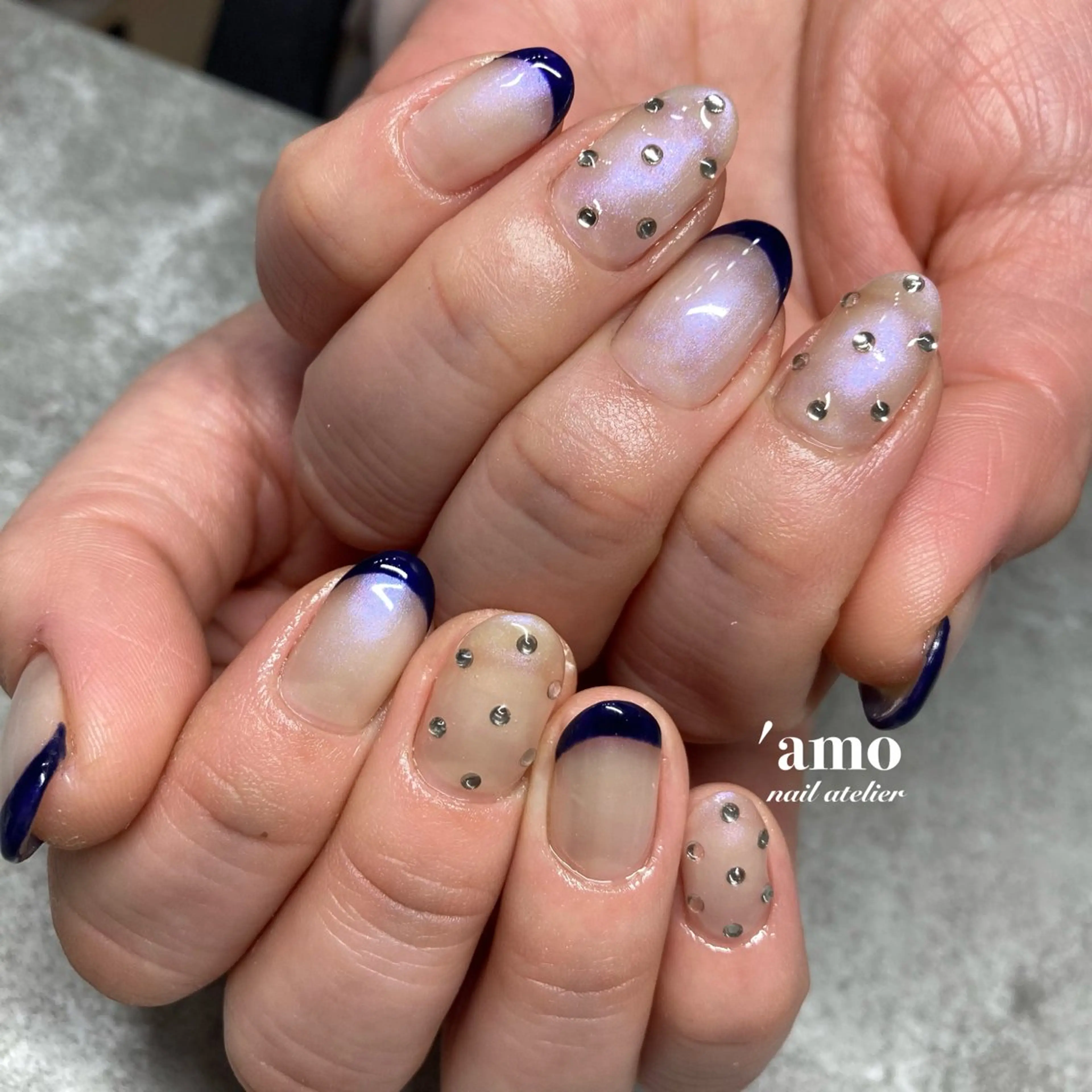ネイル オーロラネイル フットネイル ジェルネイル ニュアンスネイル パラジェル 'amo nail atelierのネイルデザイン