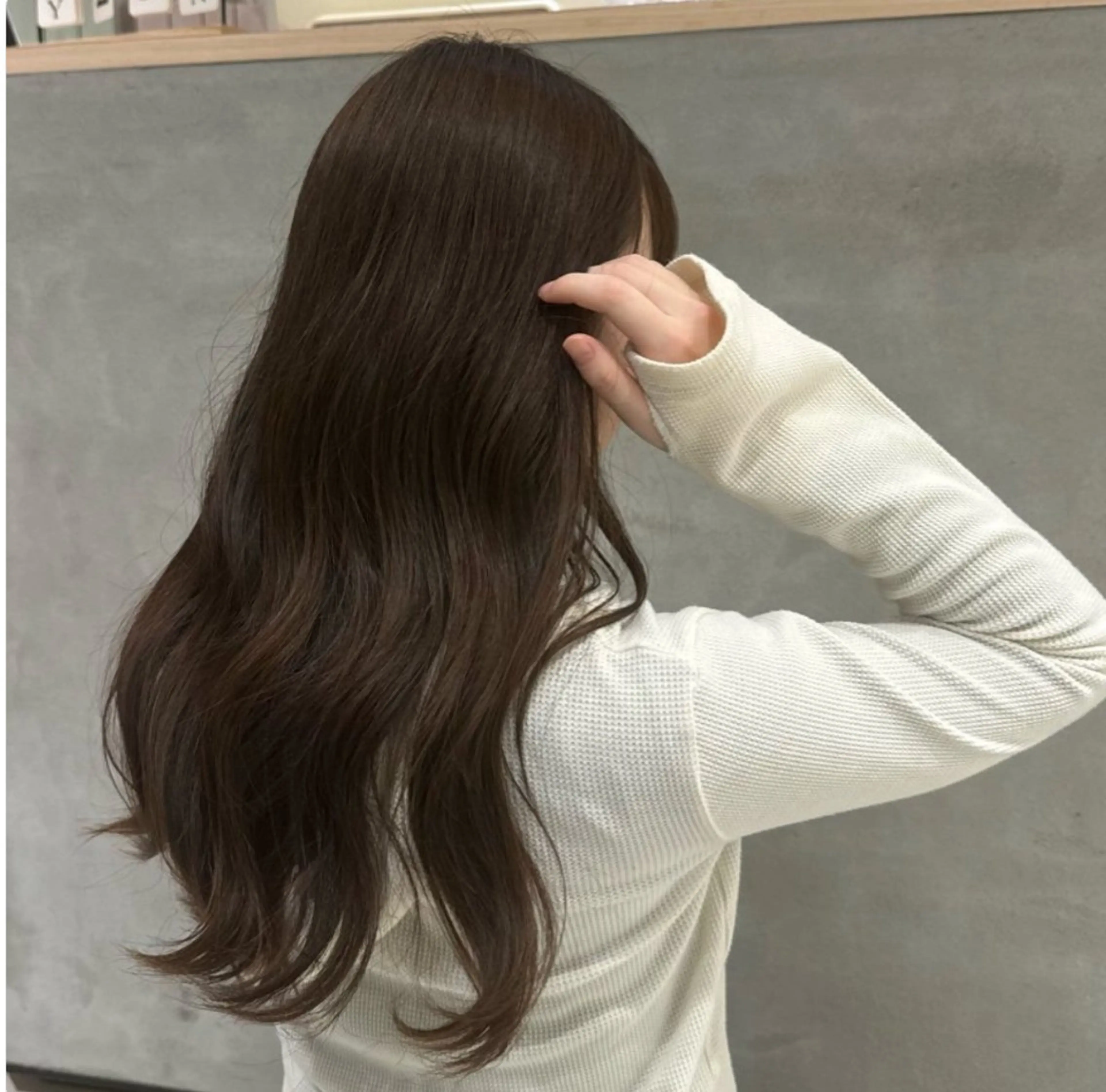 ロング カラー ヘアカラー トリートメント ひなの🫧ベージュ系 艶カラーのヘアスタイル