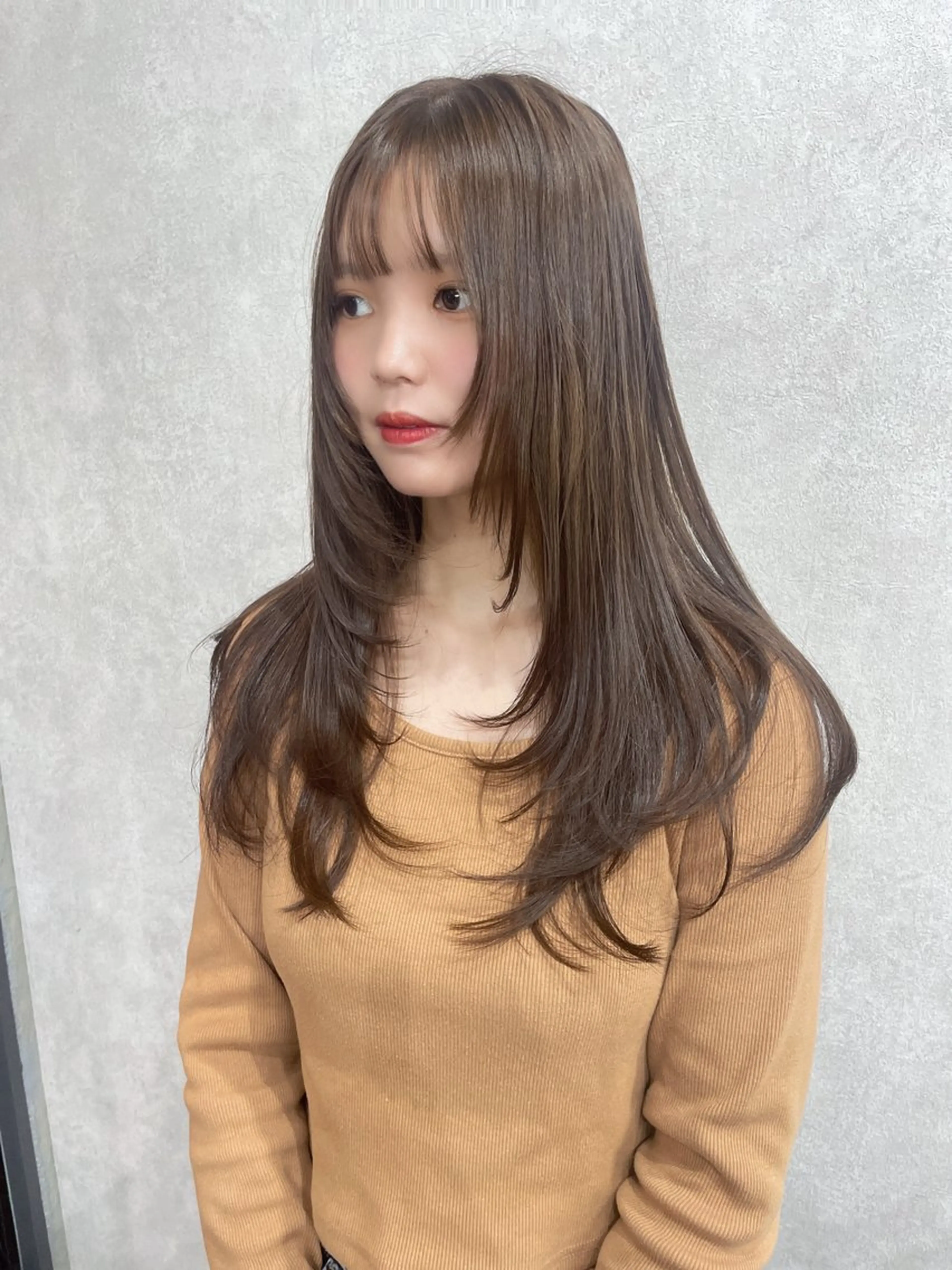 ロング カラー レイヤーカット AIRI layer cut hairのヘアスタイル