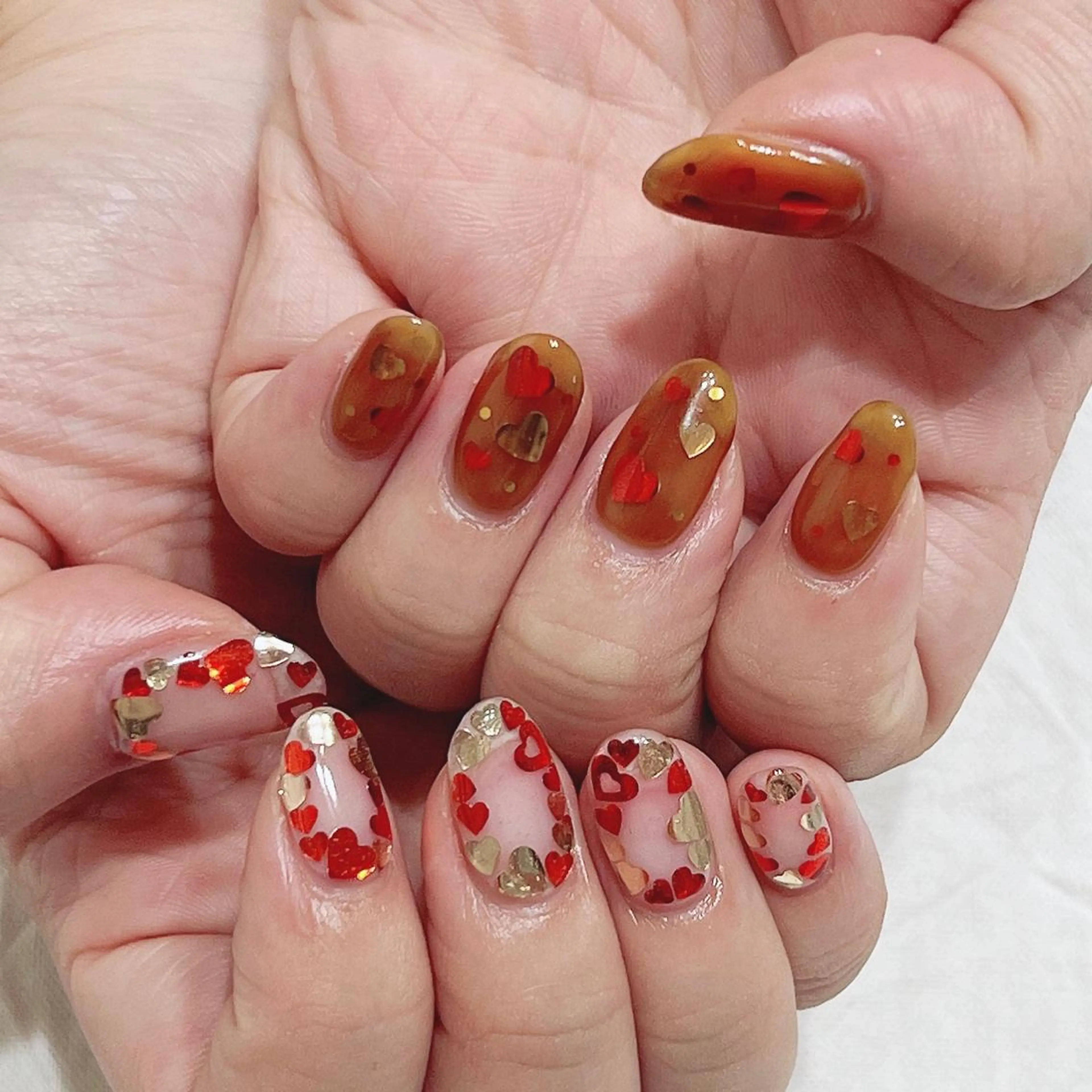 ネイル ゴールド 赤色 ハンドネイル peaberry nailのネイルデザイン