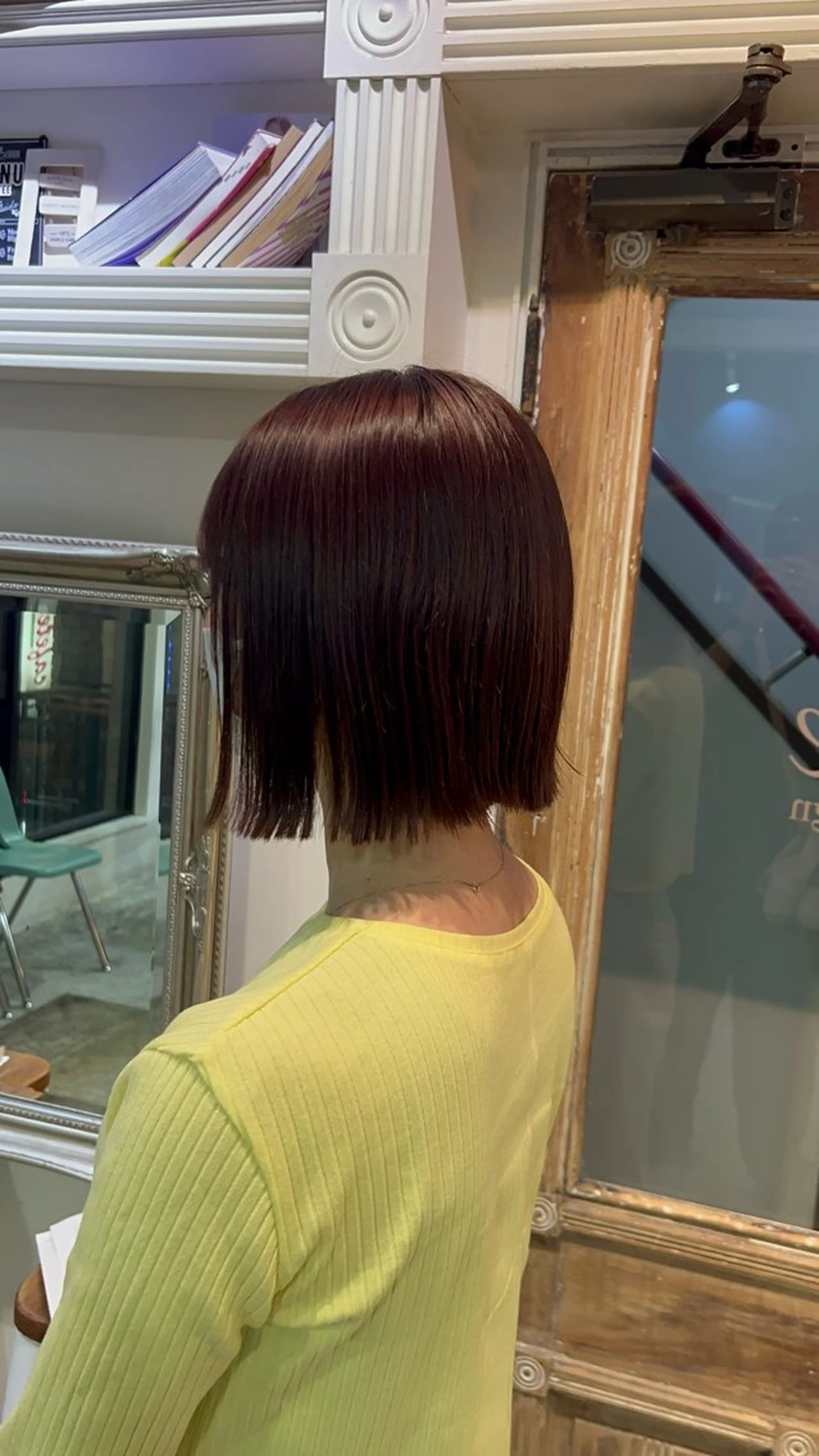 ショート 切りっぱなしボブ ピンクブラウン ボブ オカベ ショウマのヘアスタイル